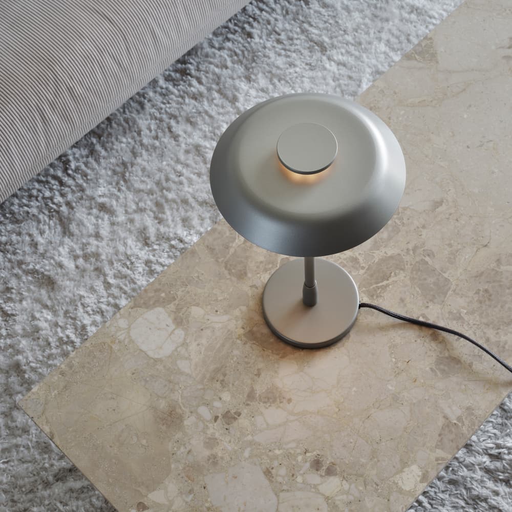 Horisont Table Lamp Metallic Champagne 47cm