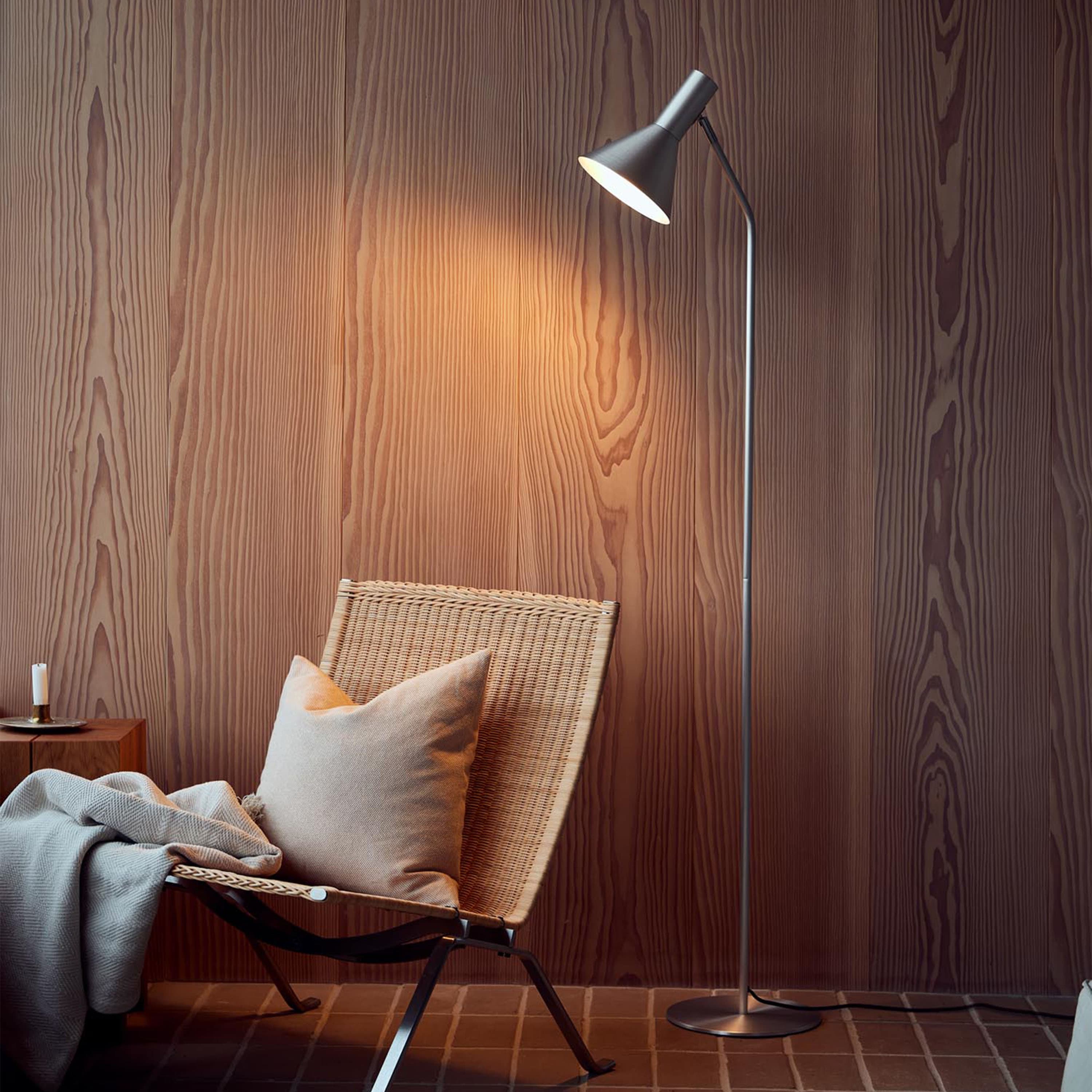 Lyss Stehleuchte Gebürstetes Aluminium 150 cm
