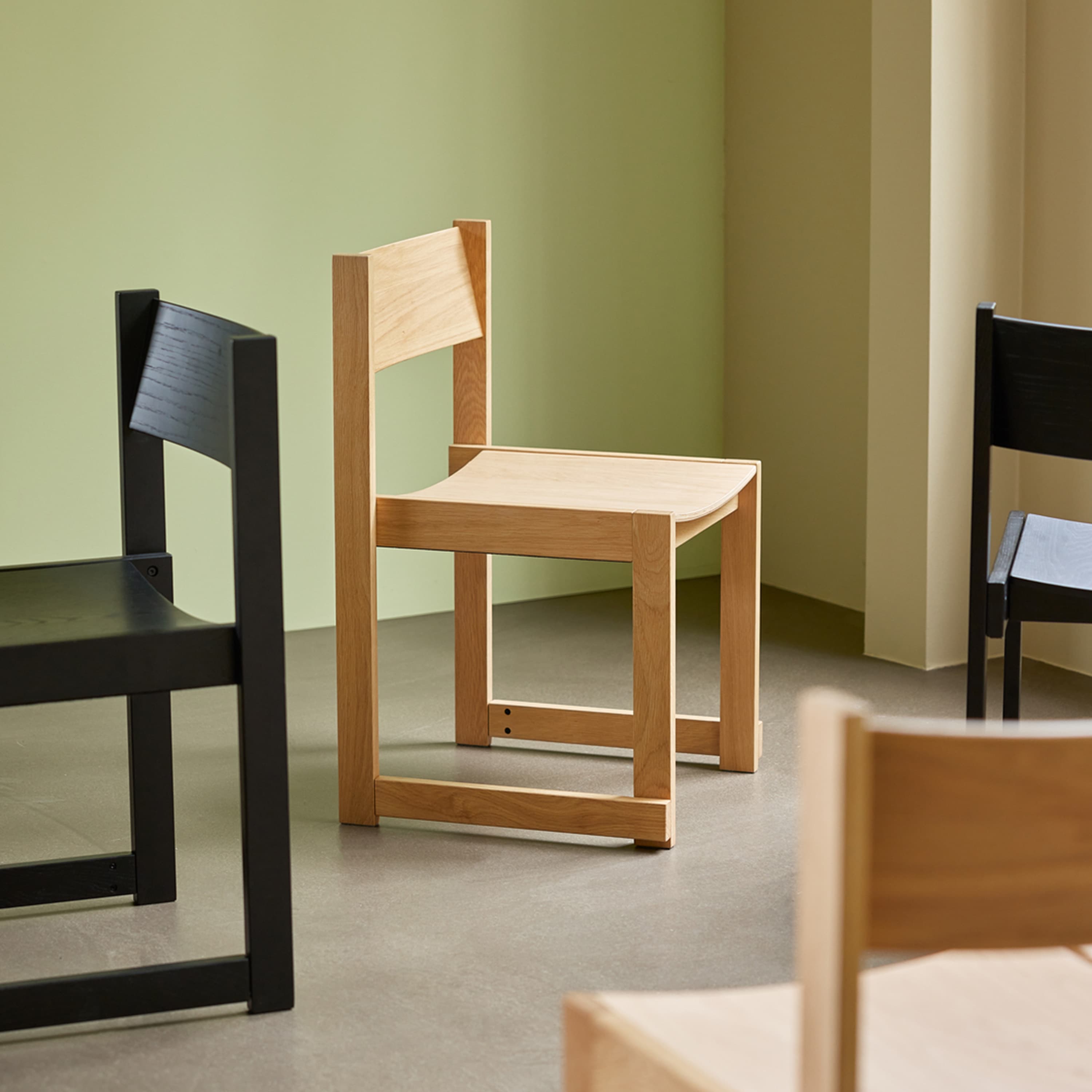 Forma Dining Chair Black