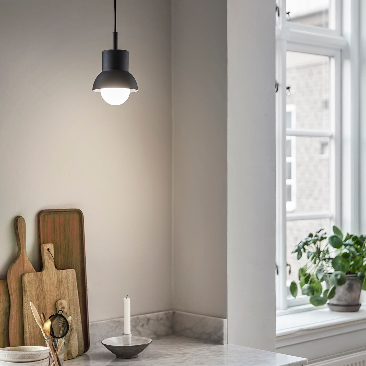 Down Deckenlampe Schwarz