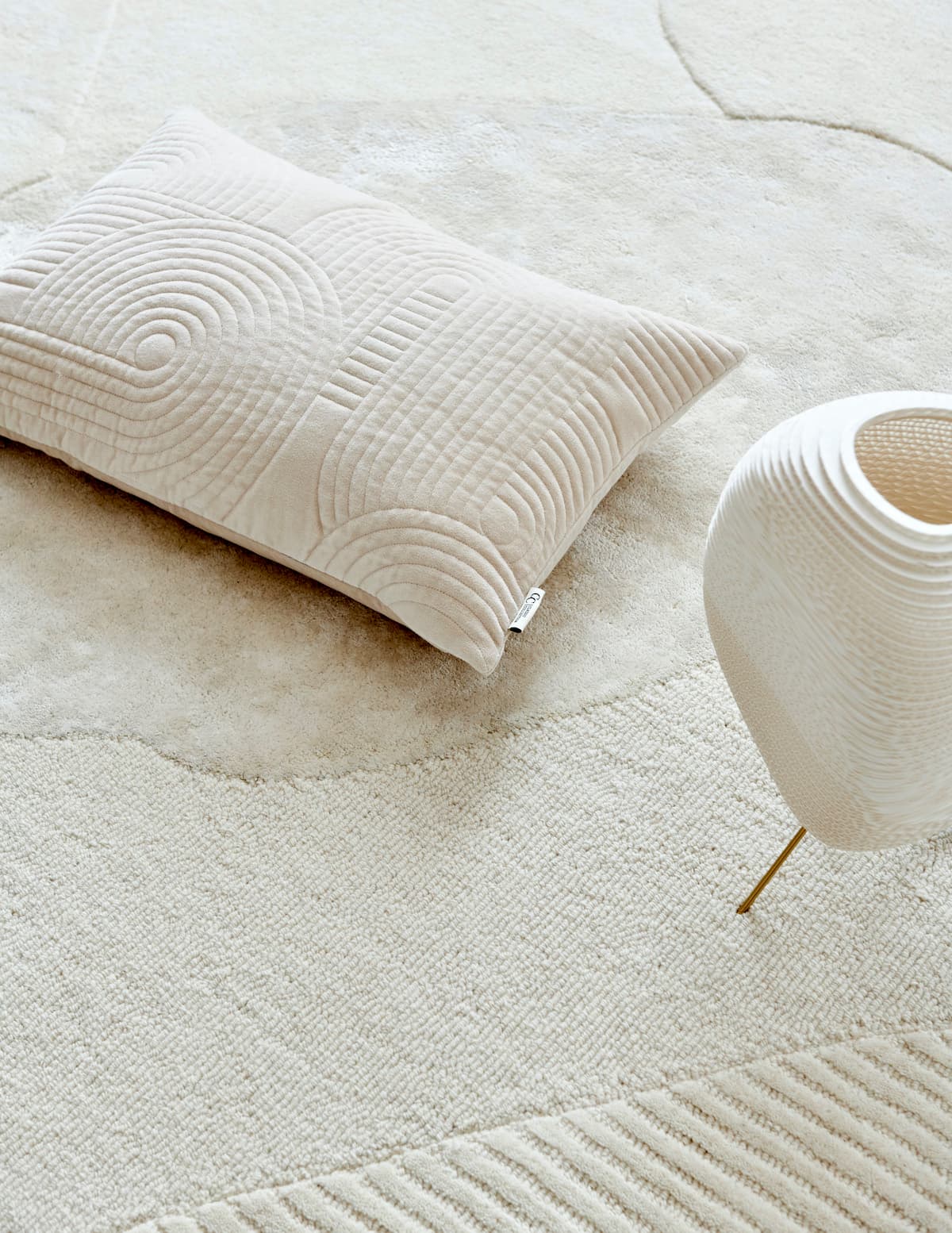 Topaz Wool/Viscose Rug Ivory 250x350