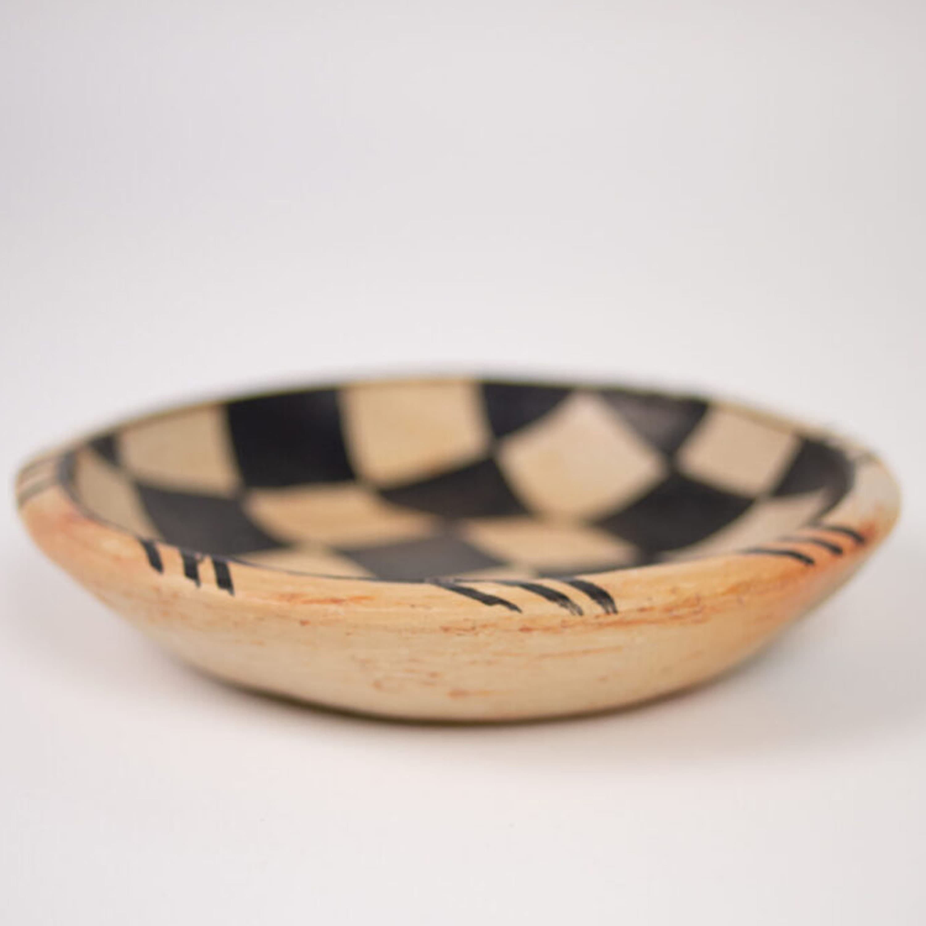 Zavajo Dish Checkered Ø20