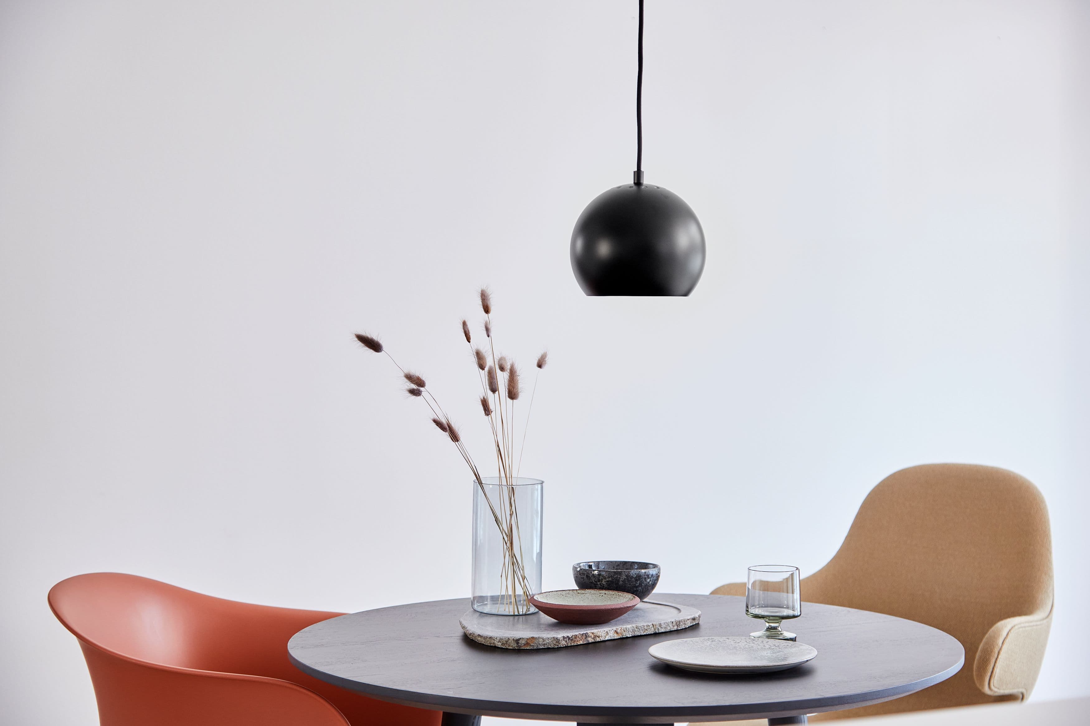 Ball Taklampa Glänzendes Warmgrau Ø18