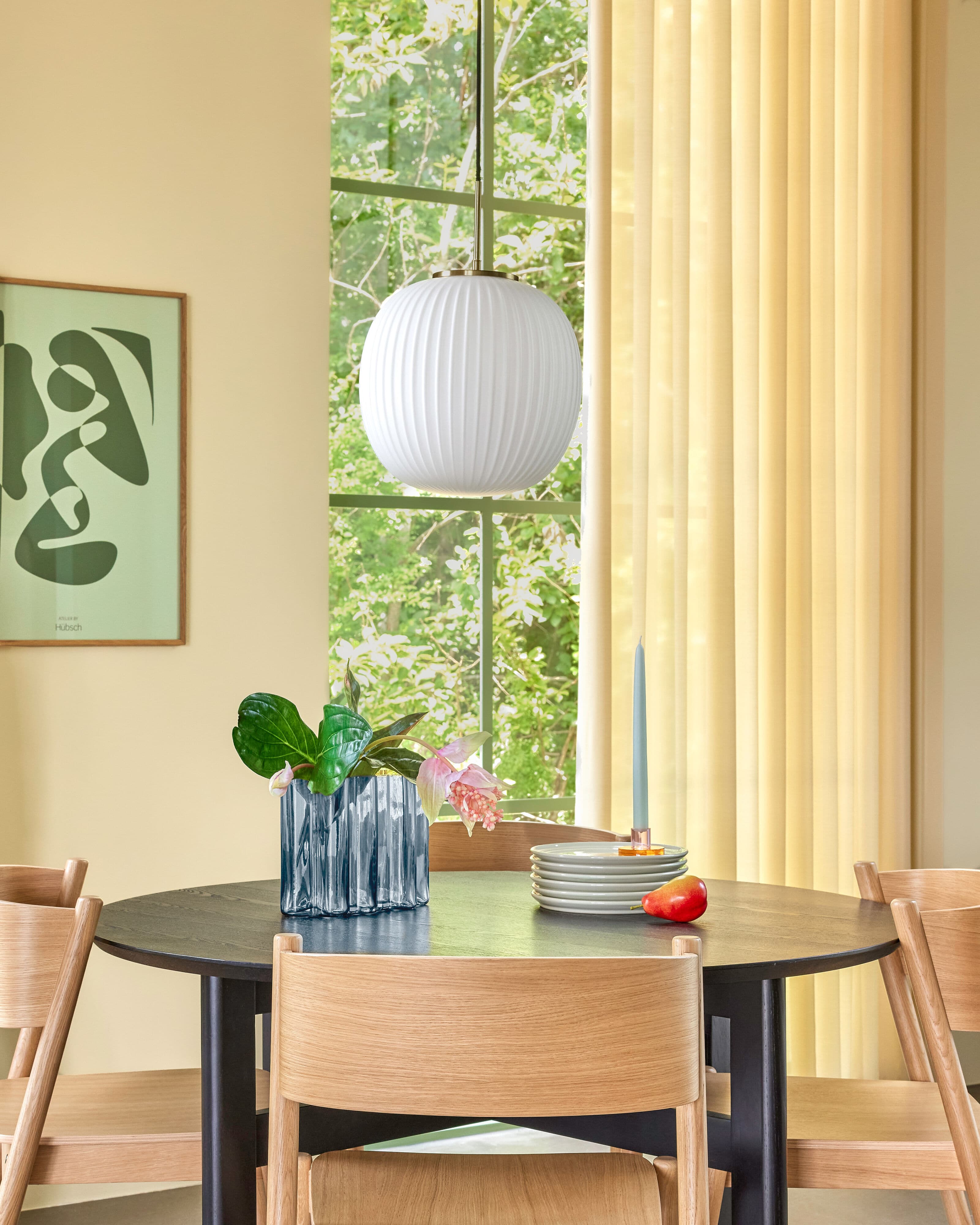 Umber Vase Blau