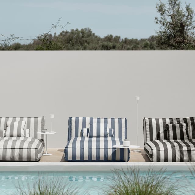 Stay Daybed Black/Lily White 120x190