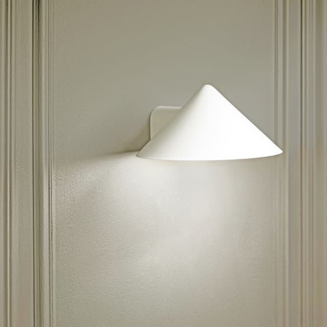 Grasp Wandleuchte Matt White