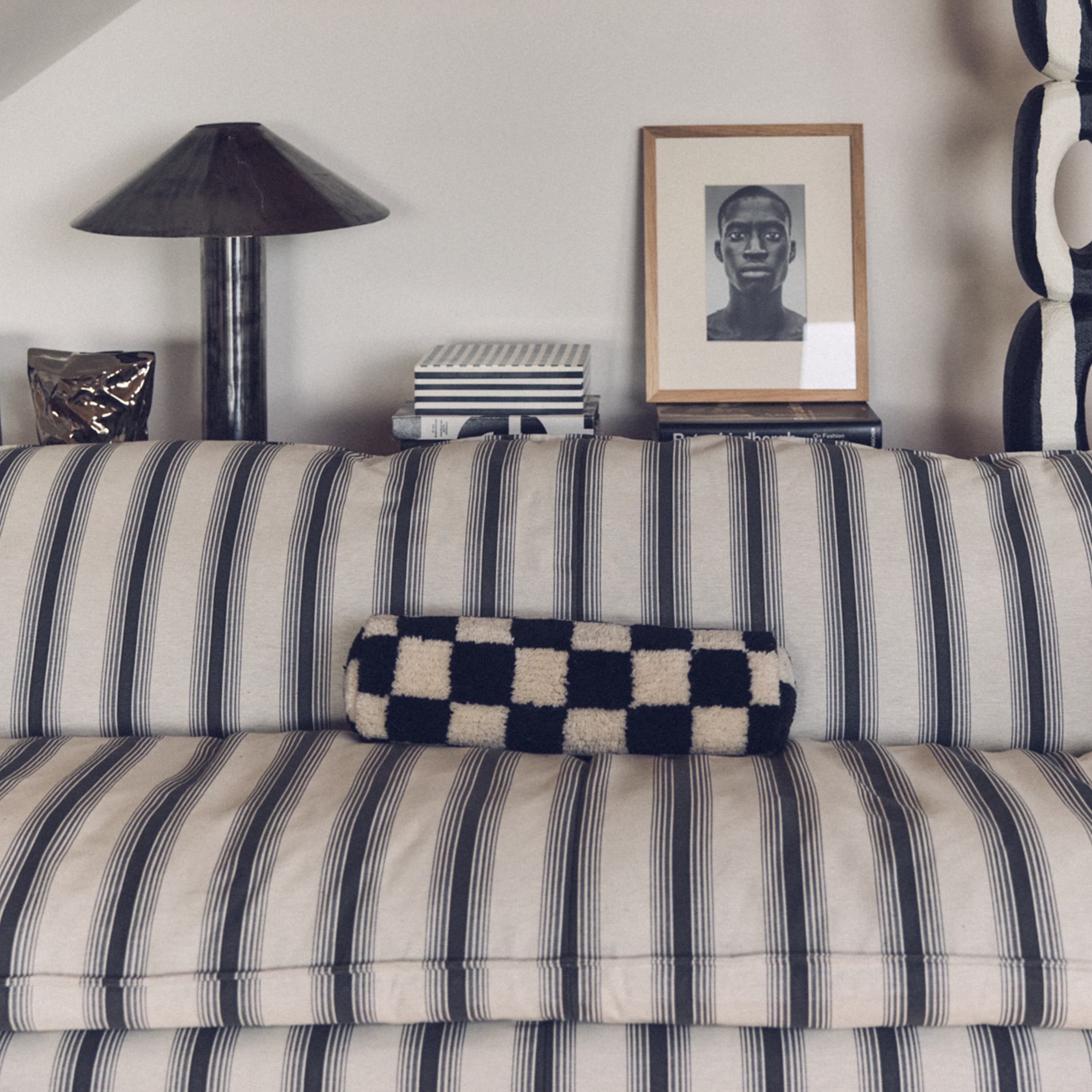 Nomad Sofa Rocco/Chalkstripe 204cm