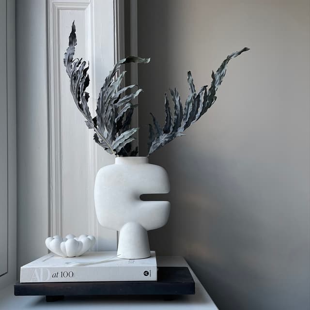 Tribal Vase Knochenweiß Mittelgroß