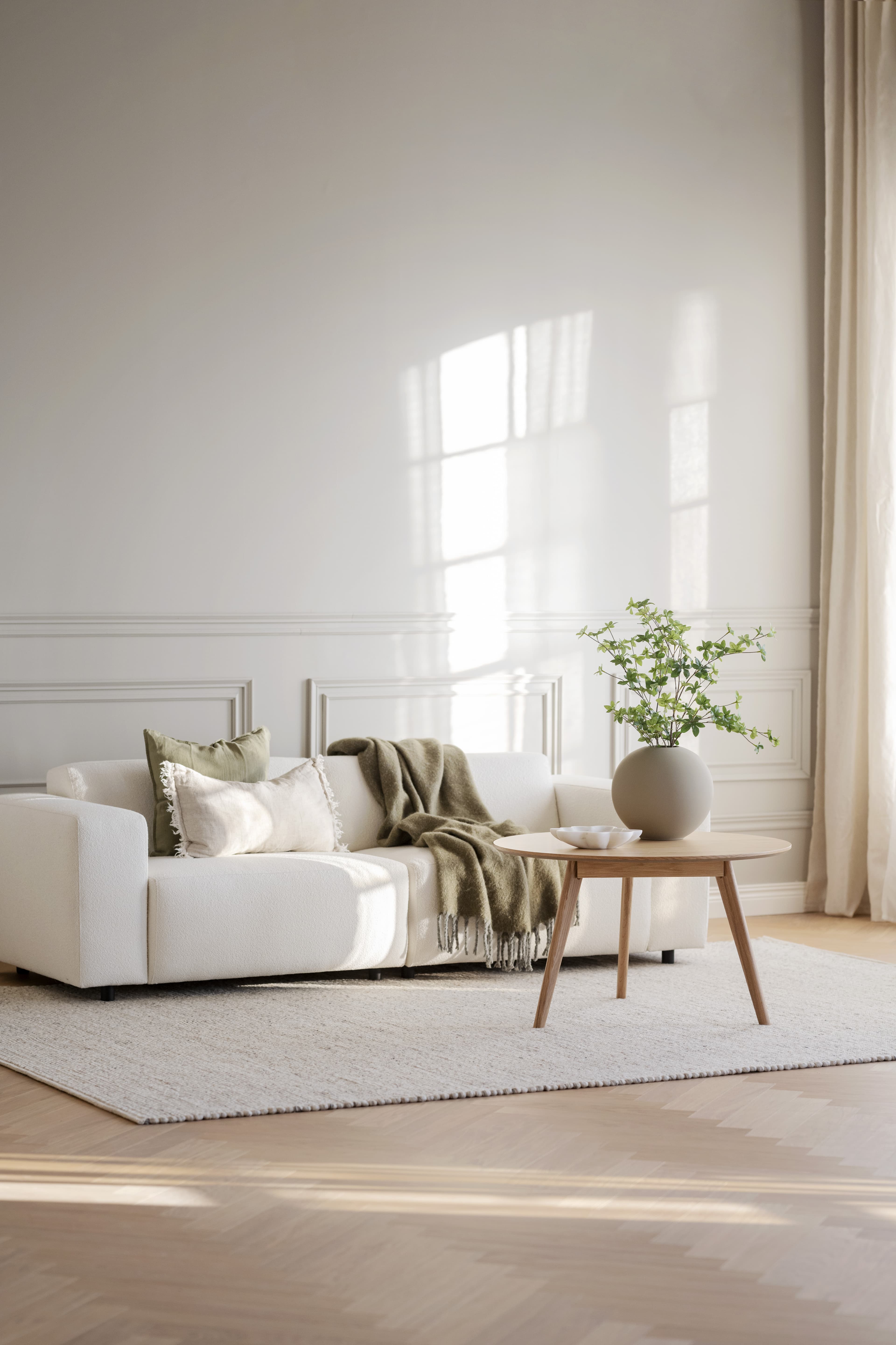 Yumi Coffee Table Black Stained Ø90