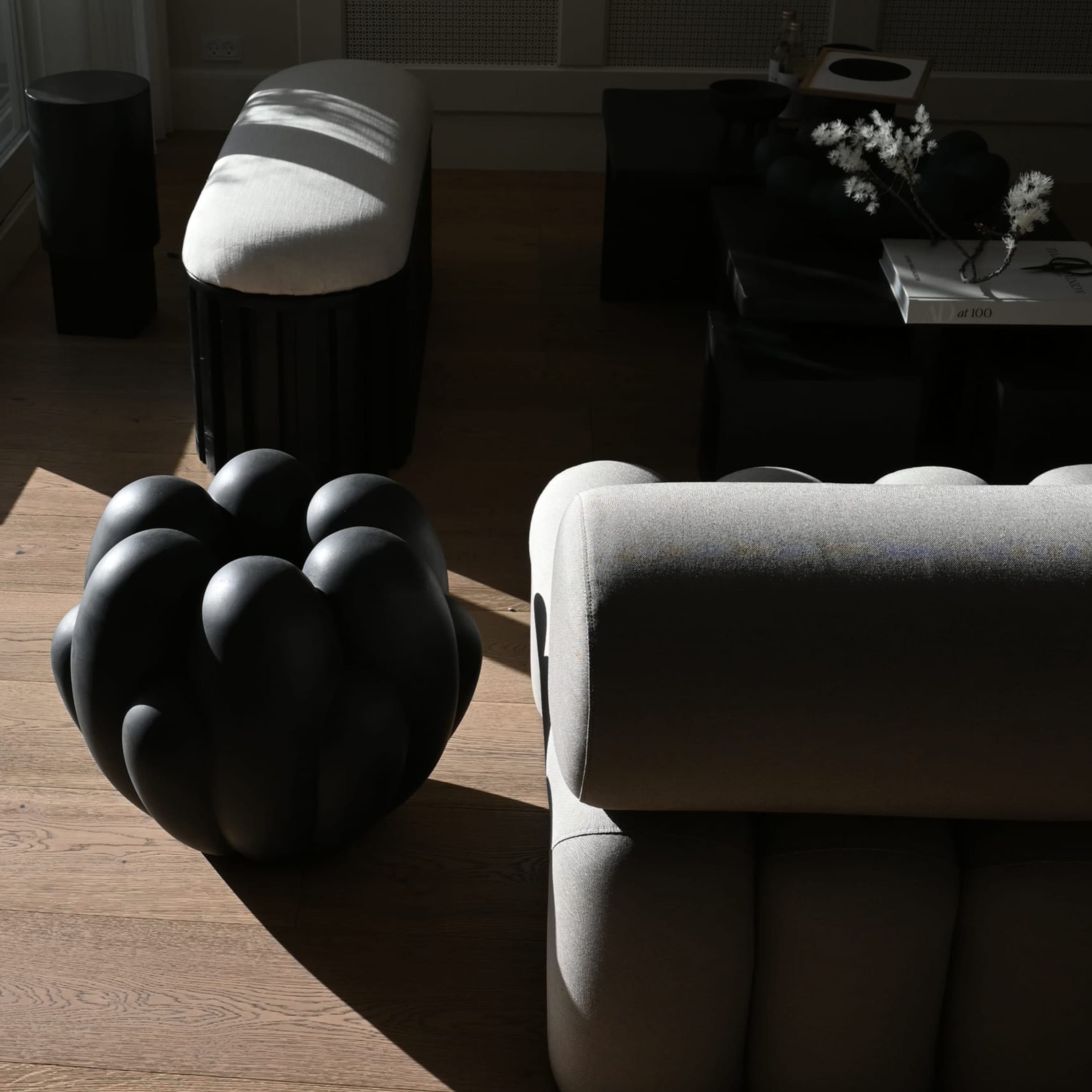 Bloom Vase Chocolate Brown Petit