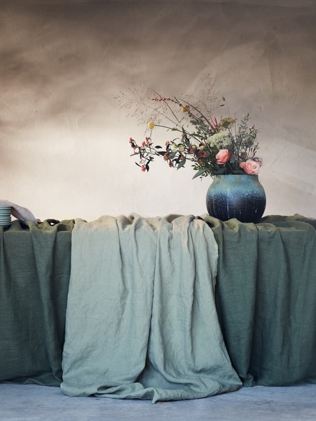 Lovely Tischdecke Avocado 145x300