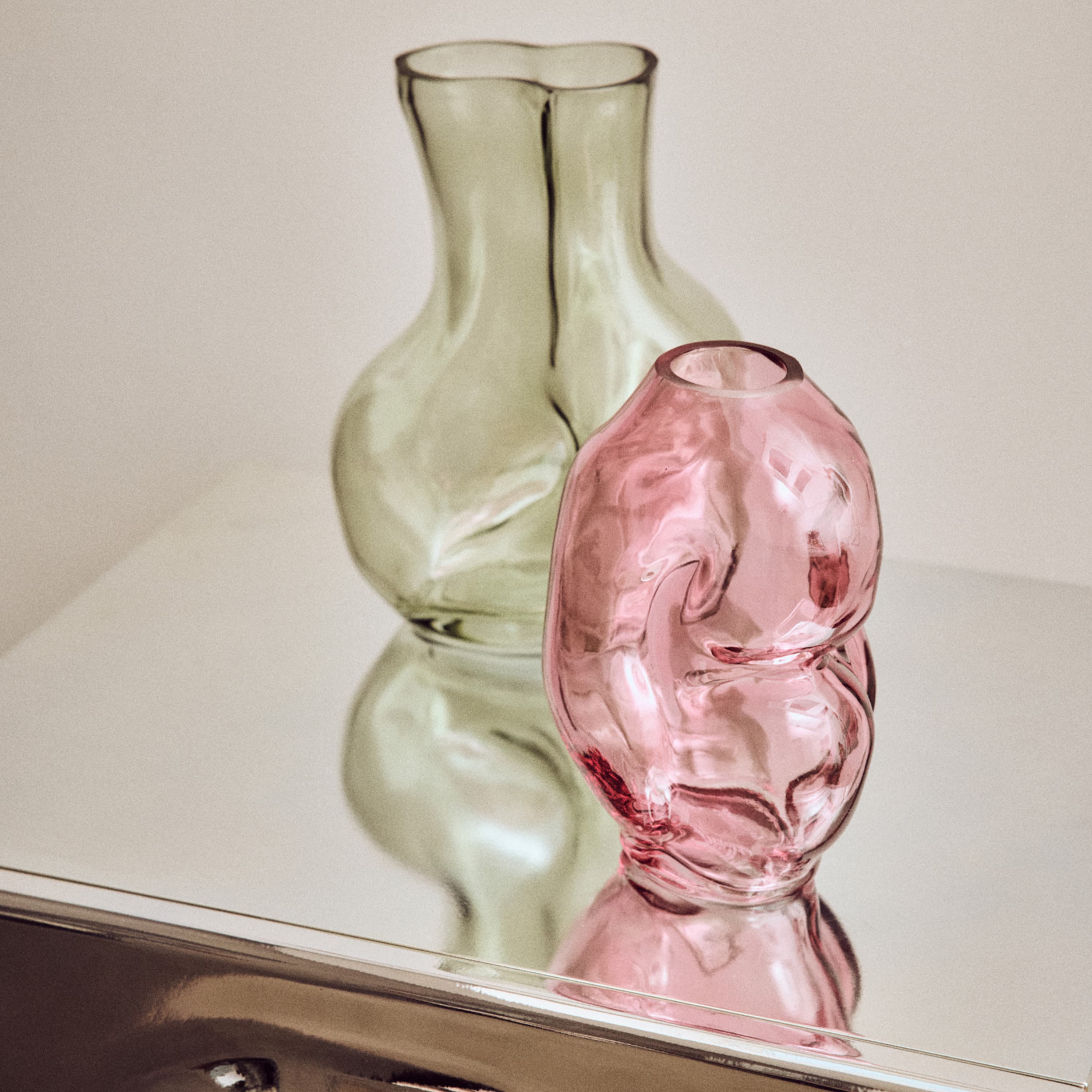 Gleam Vase Glass Olive 22cm