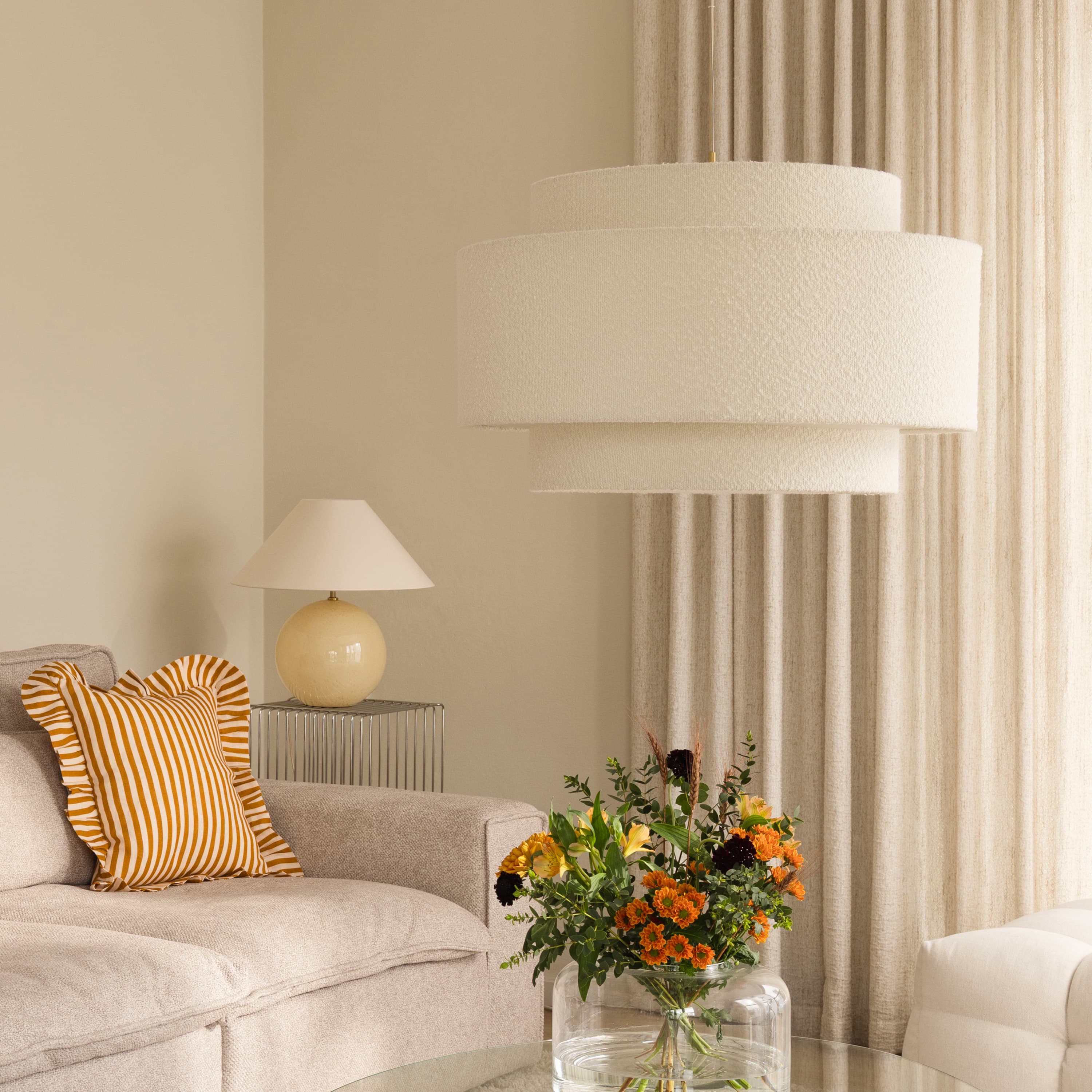 Iris Tischlampe Creme 45cm