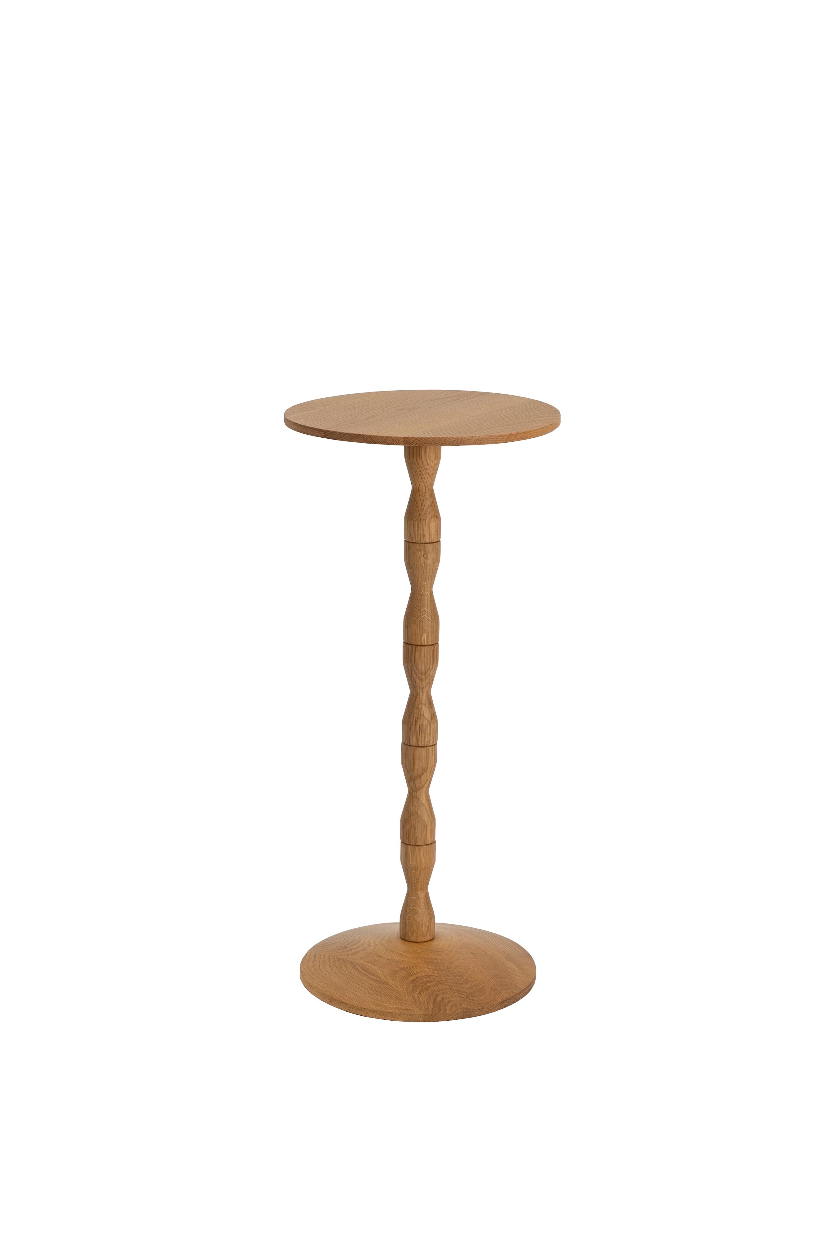 Piedestal Oak 67.5cm
