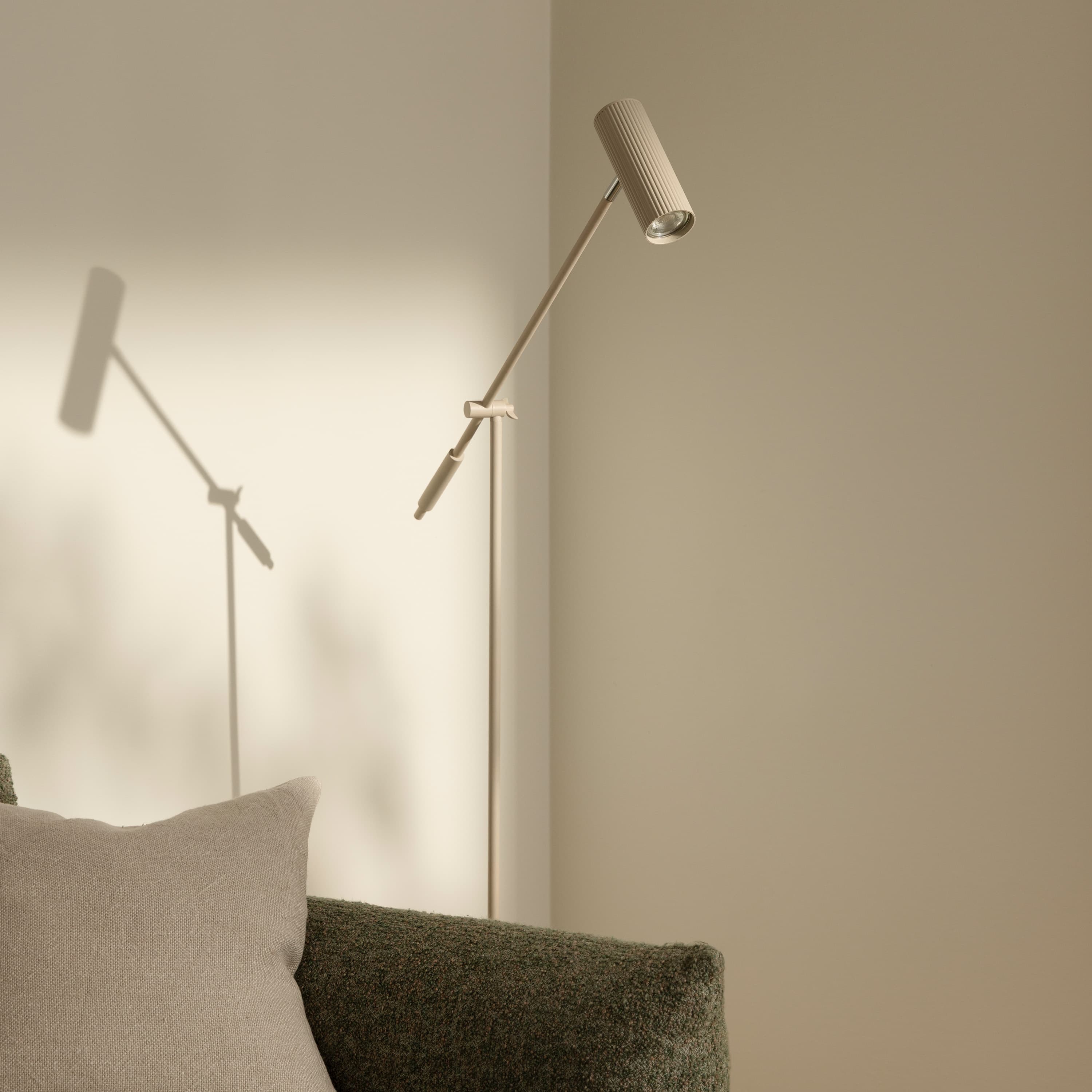 Hubble Lesestehlampe Beige