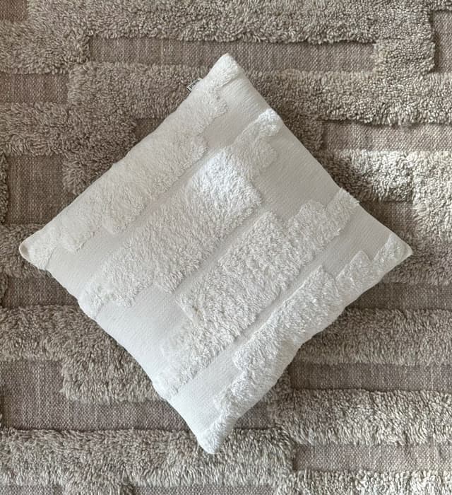 Keller Zierkissen Offwhite 50x50