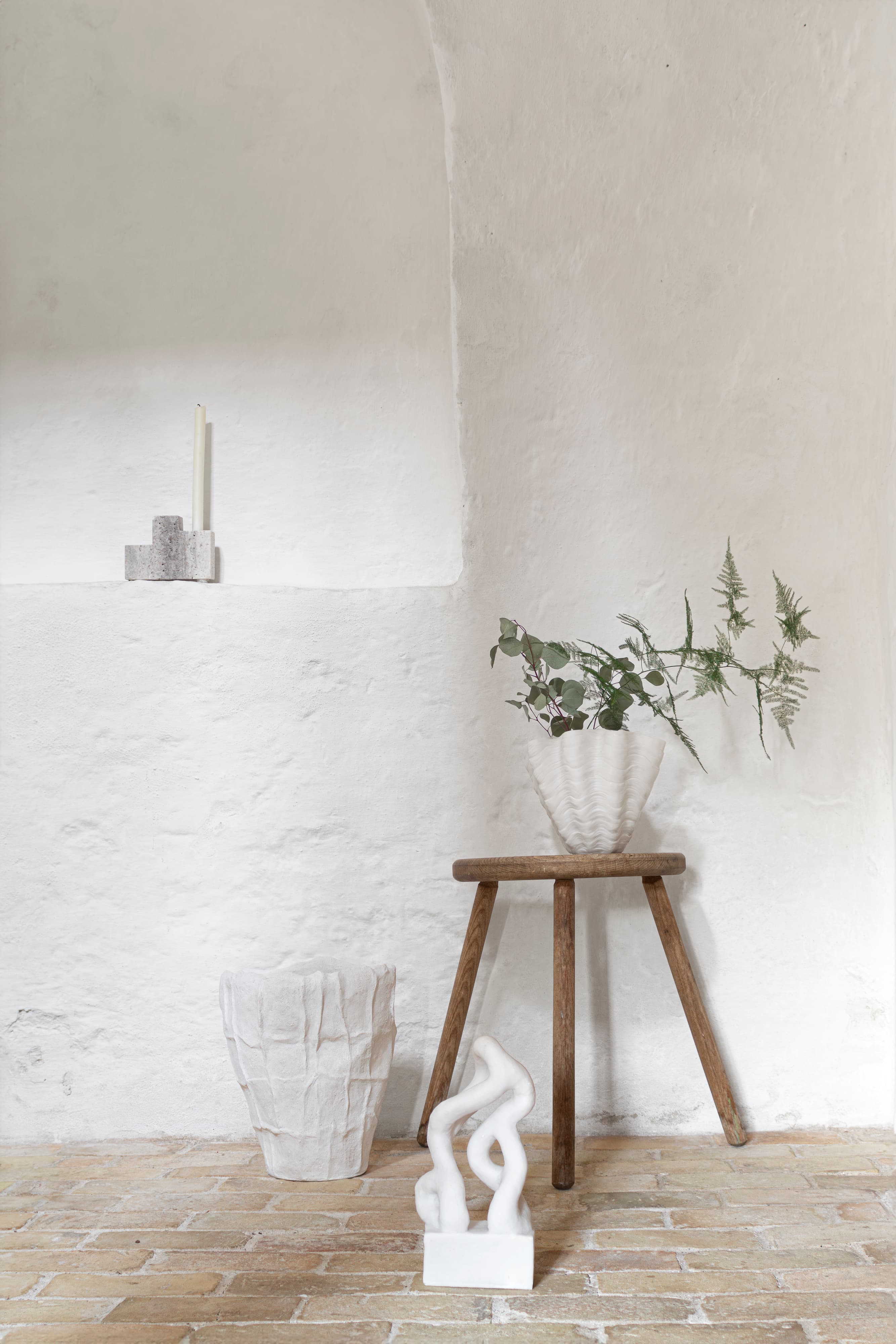 Shell Vase Offwhite Klein