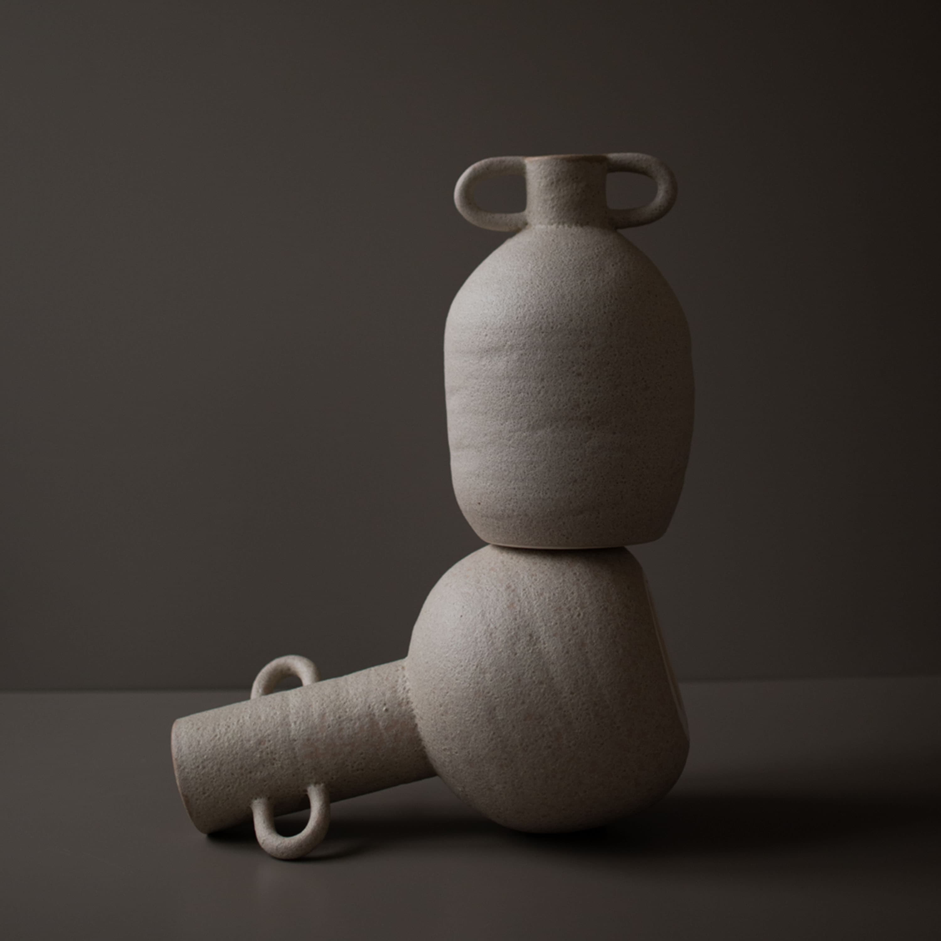 Long Vase Mole Medium