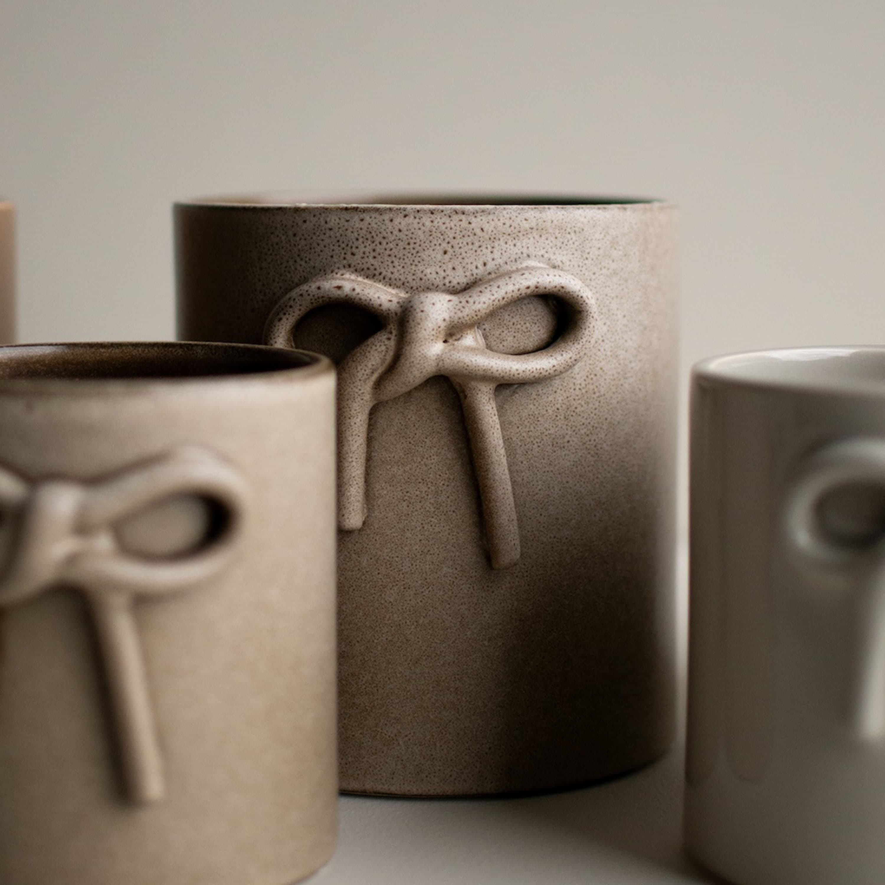 Bow Krug Beige Klein