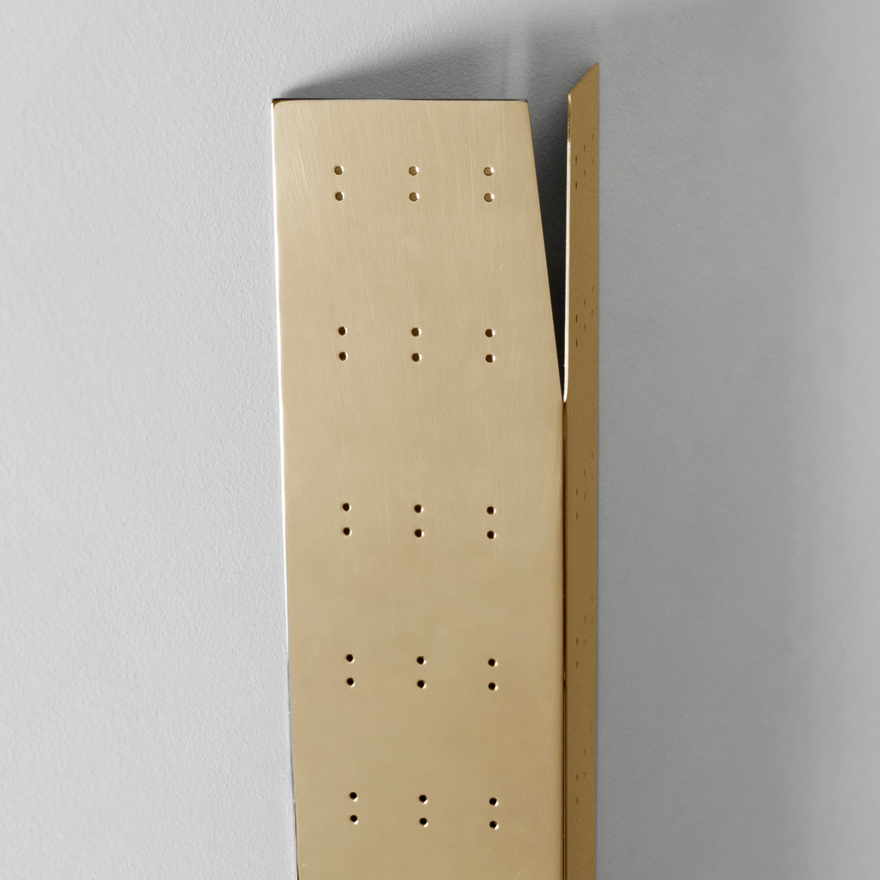 May Vägglampa Brass