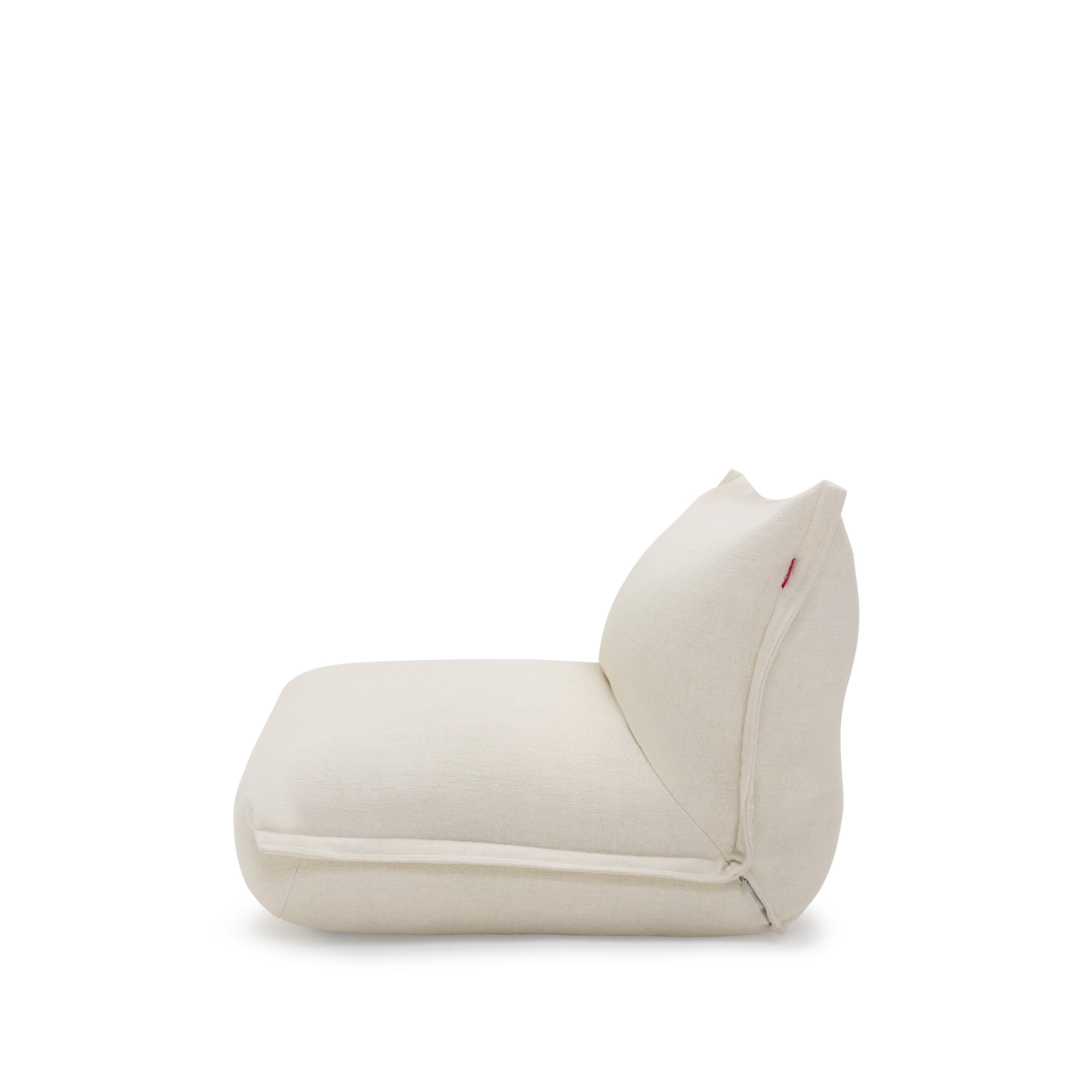 The BonBaron Slim Recycled Bouclé Lounge-Sessel Creme