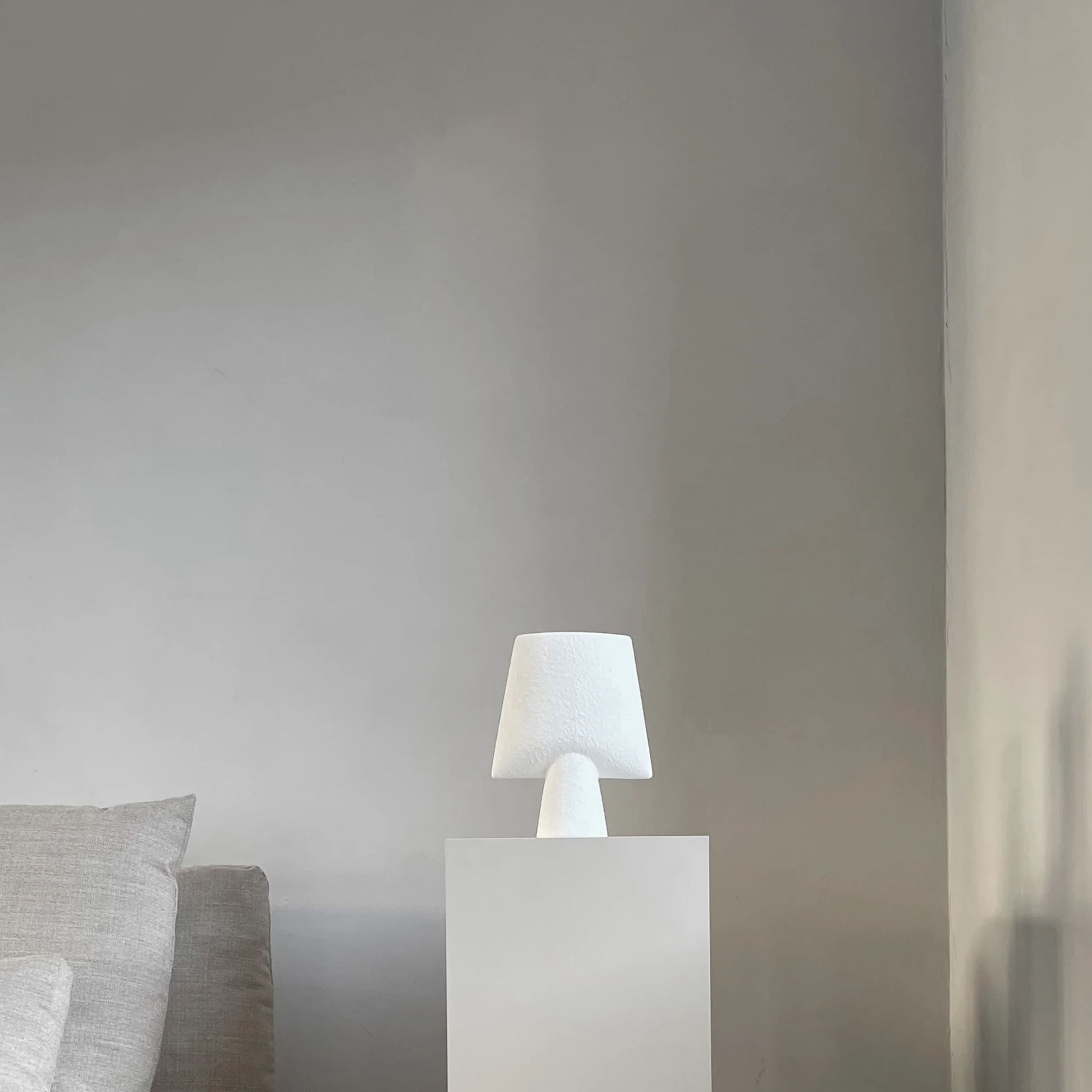 Sphere Vase Square Bubble White Mini