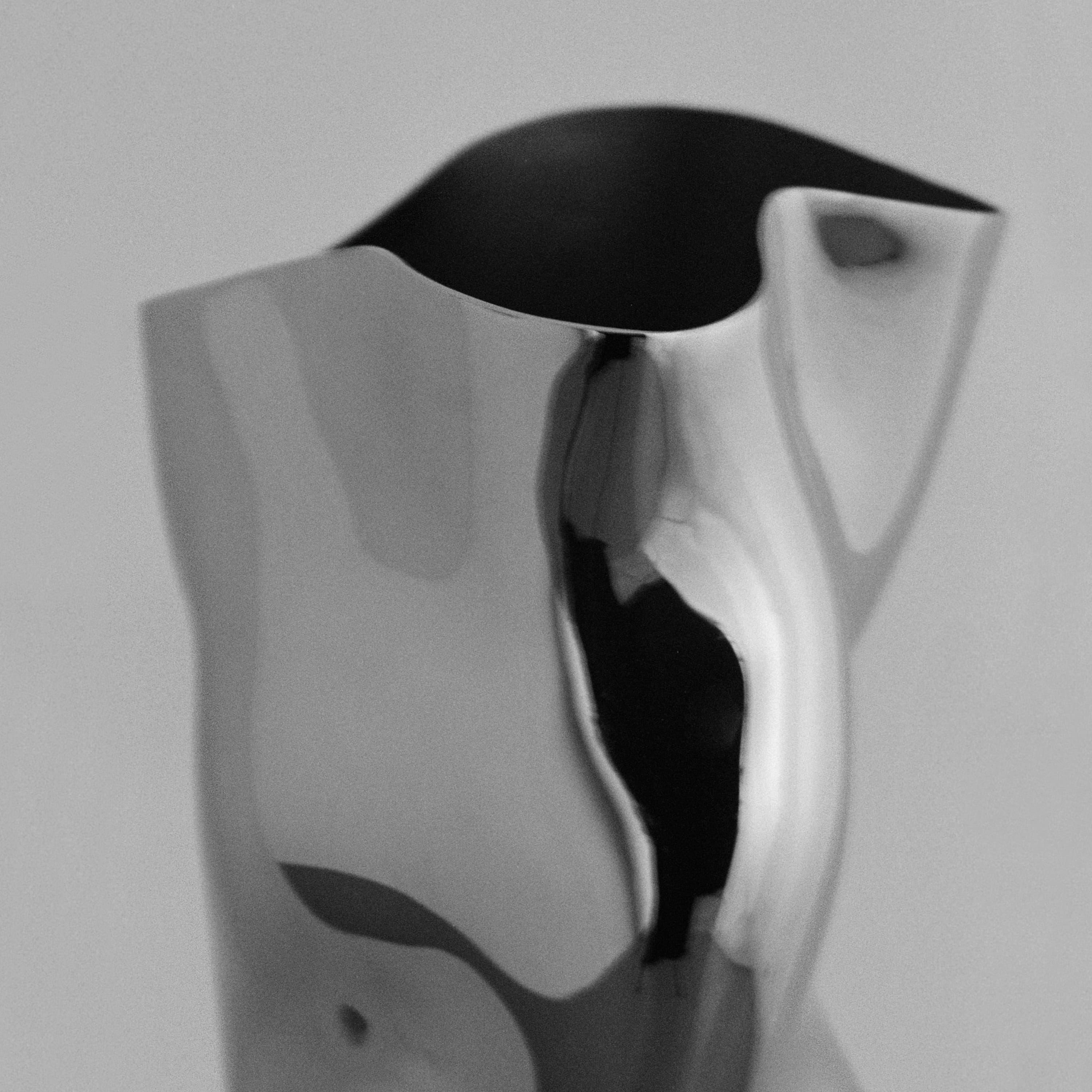 Ostrea 25 Vase Titanium 25cm