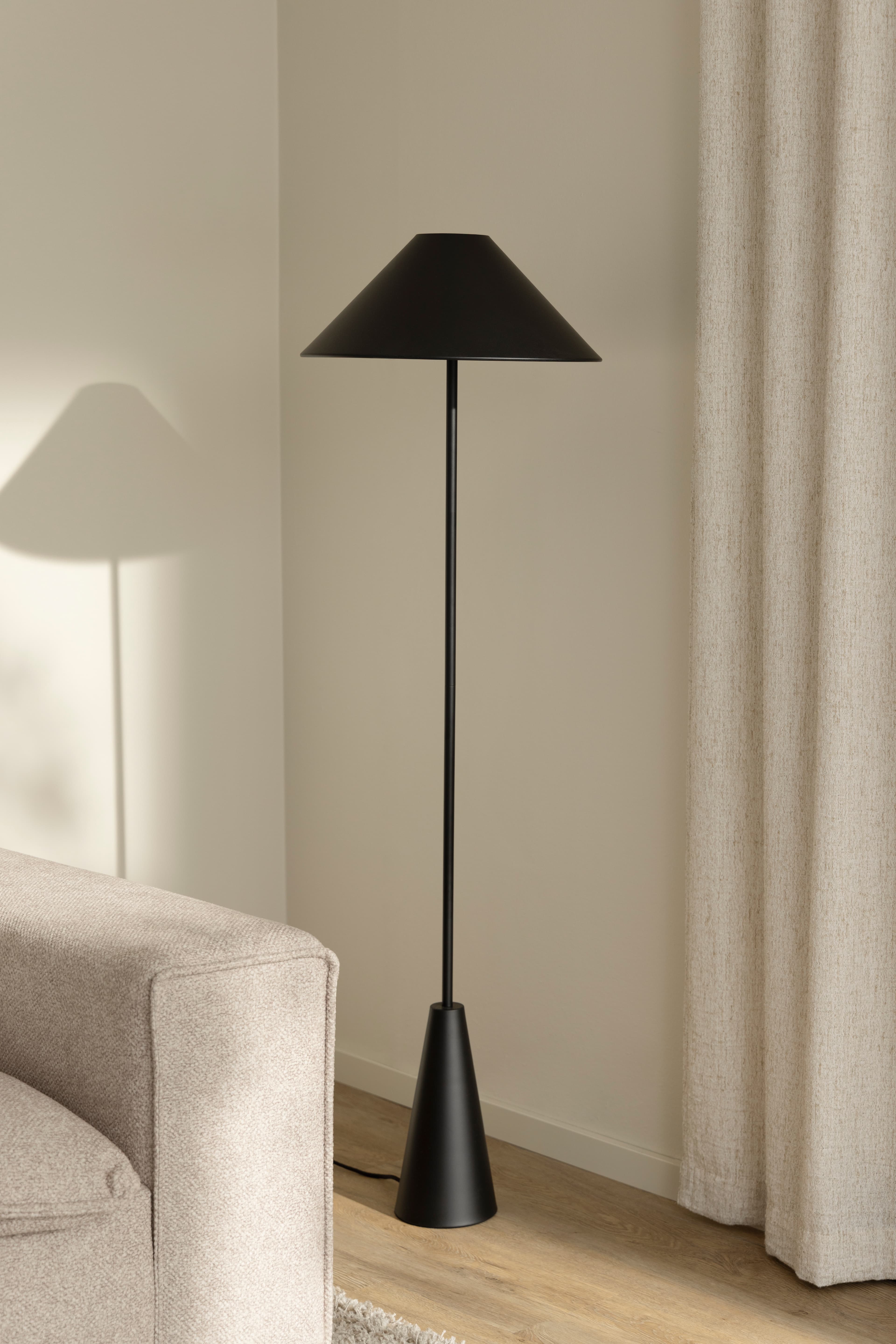 Cannes Floor Lamp Black