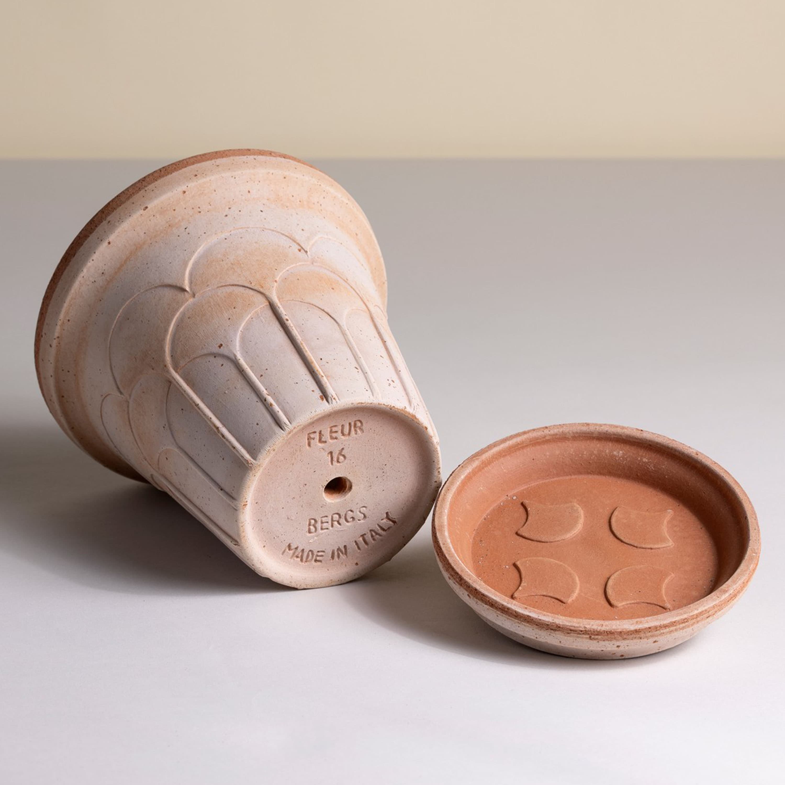 Fleur Plant Pot with Saucer Raw Rosa Ø16