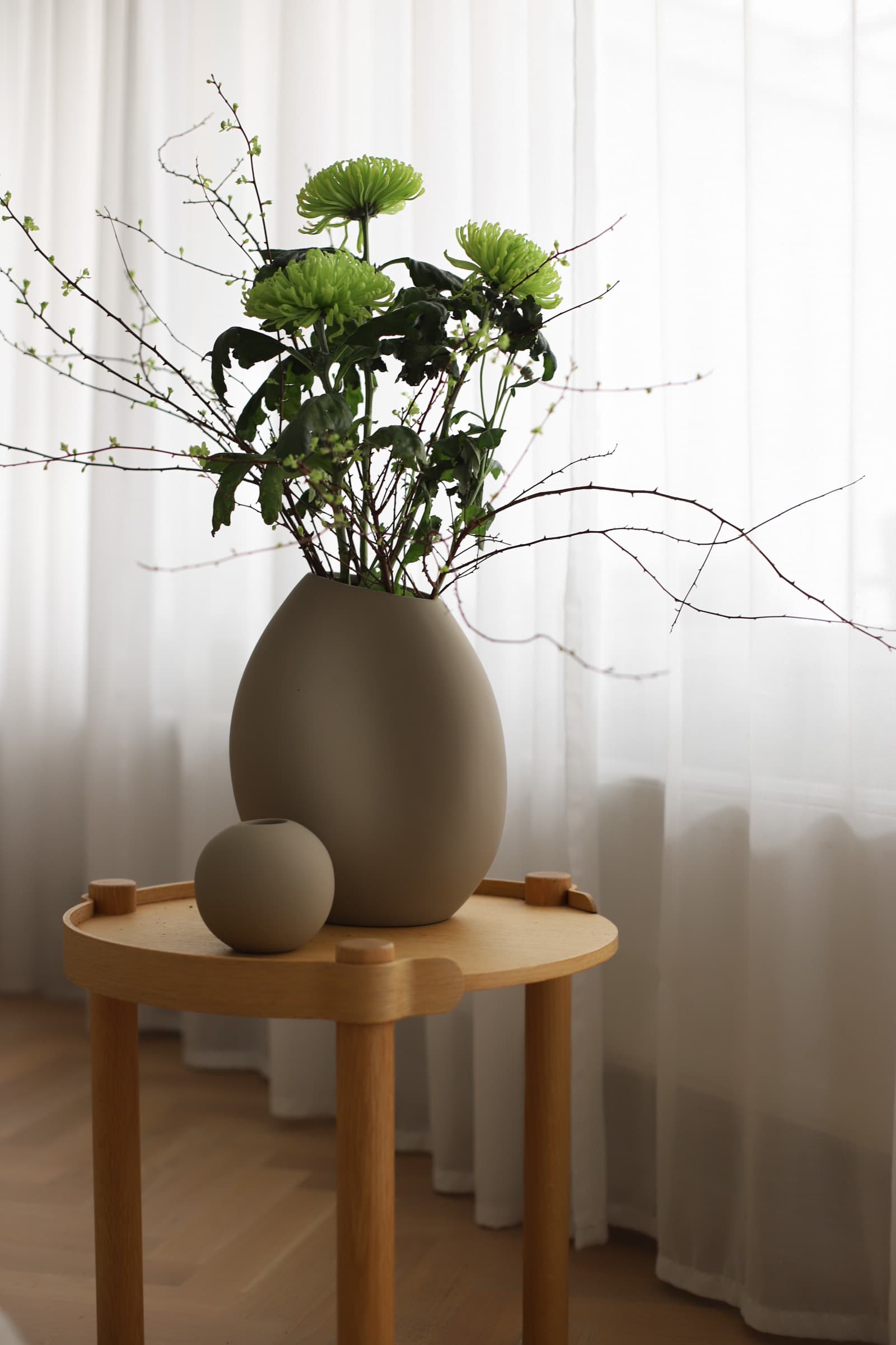Lee Vase Sand 18cm