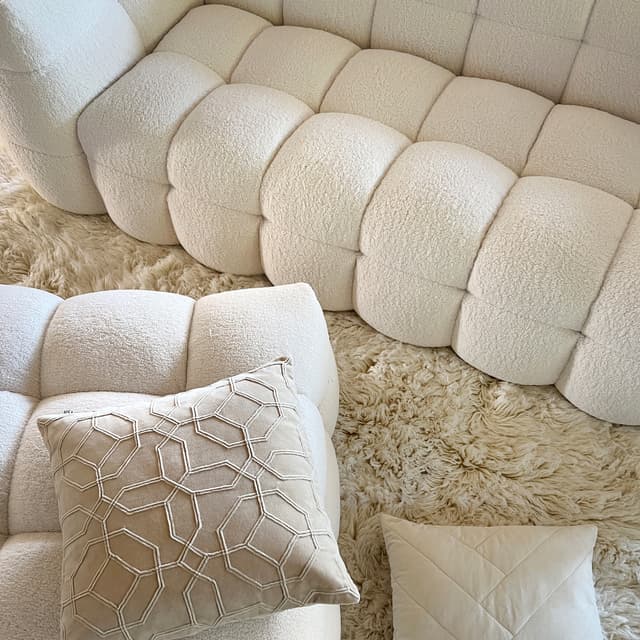 Billie 2-seater Sofa Creme Teddy 208cm