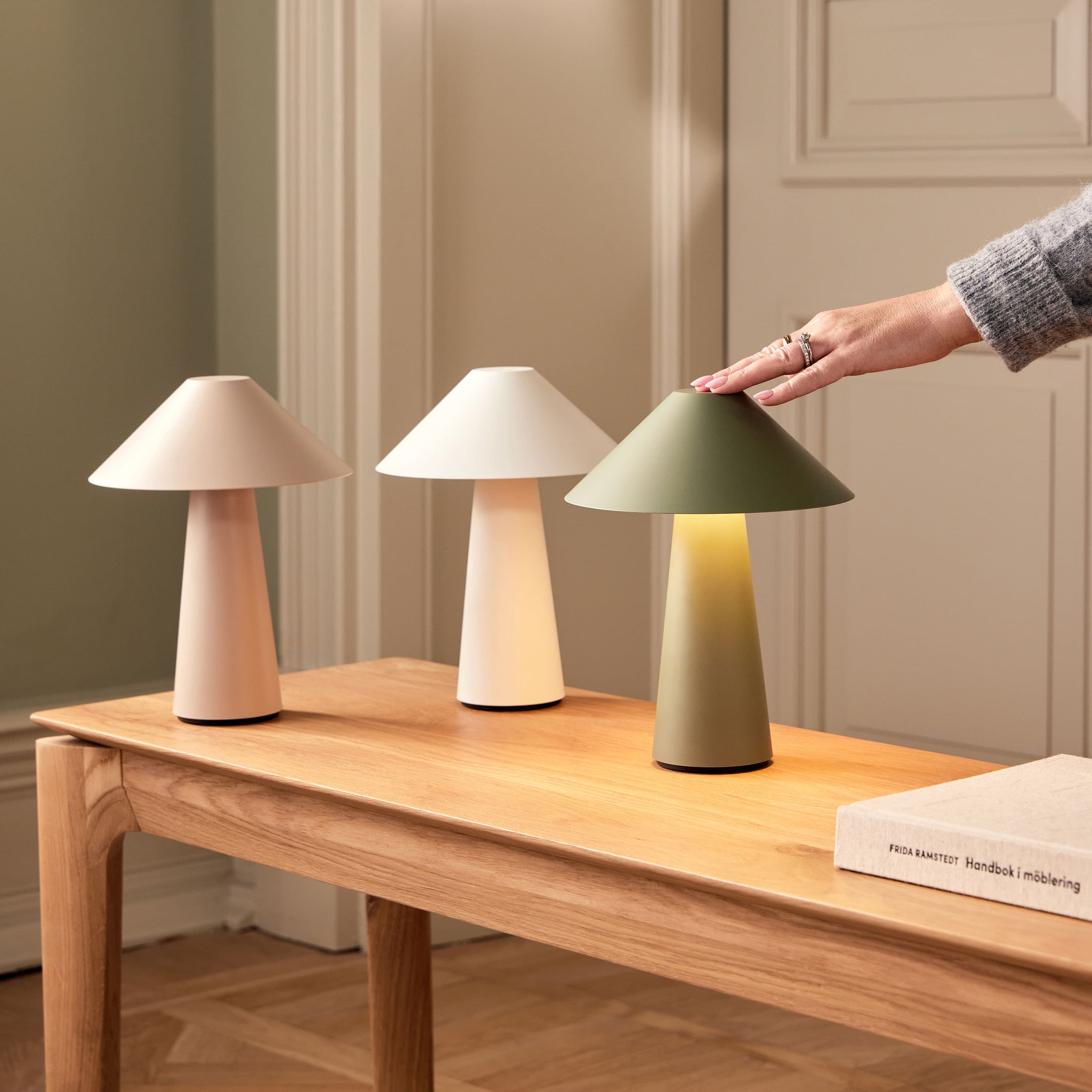 Cannes Portabel Tischlampe Grün 26cm