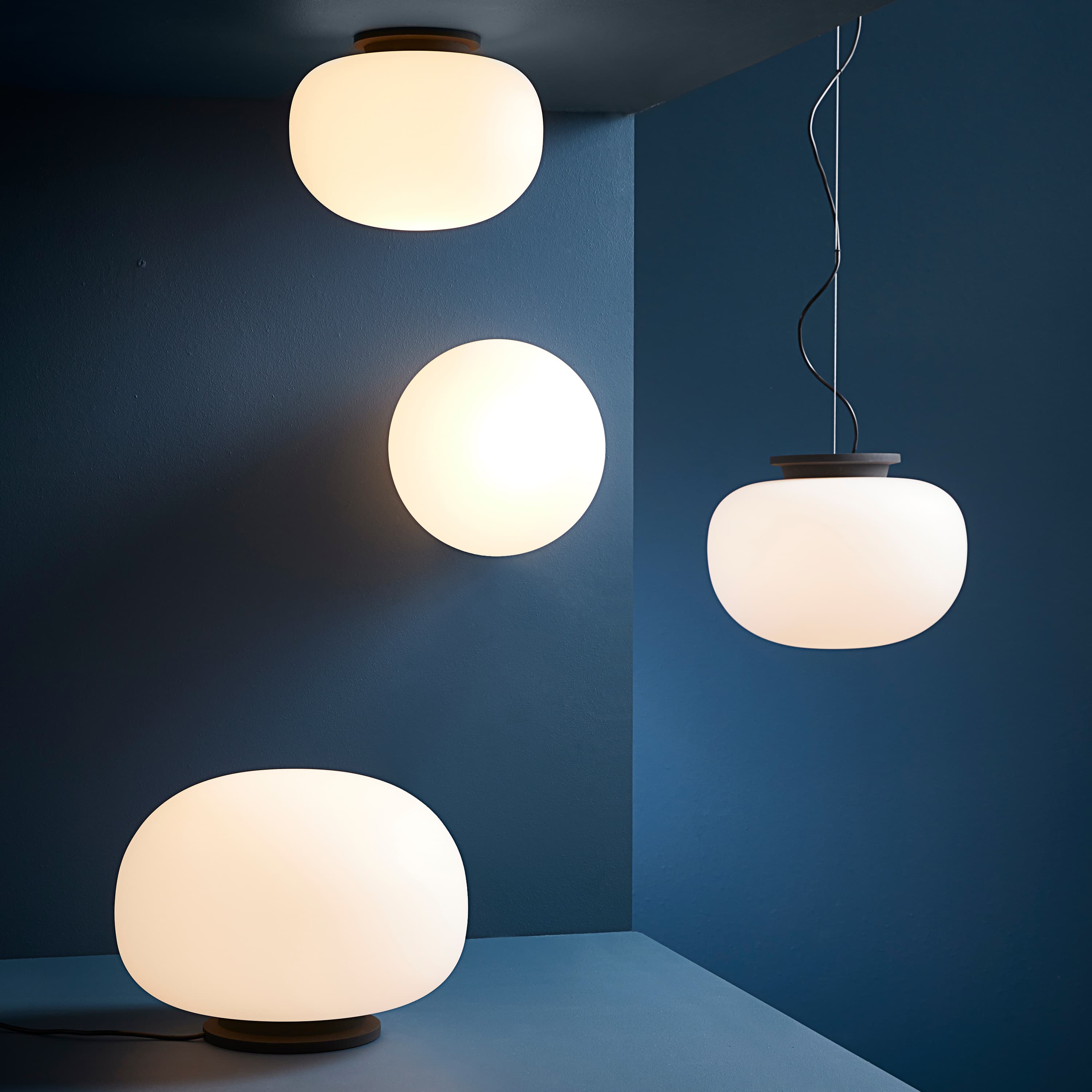 Supernate Deckenlampe Opal White/Black Ø28