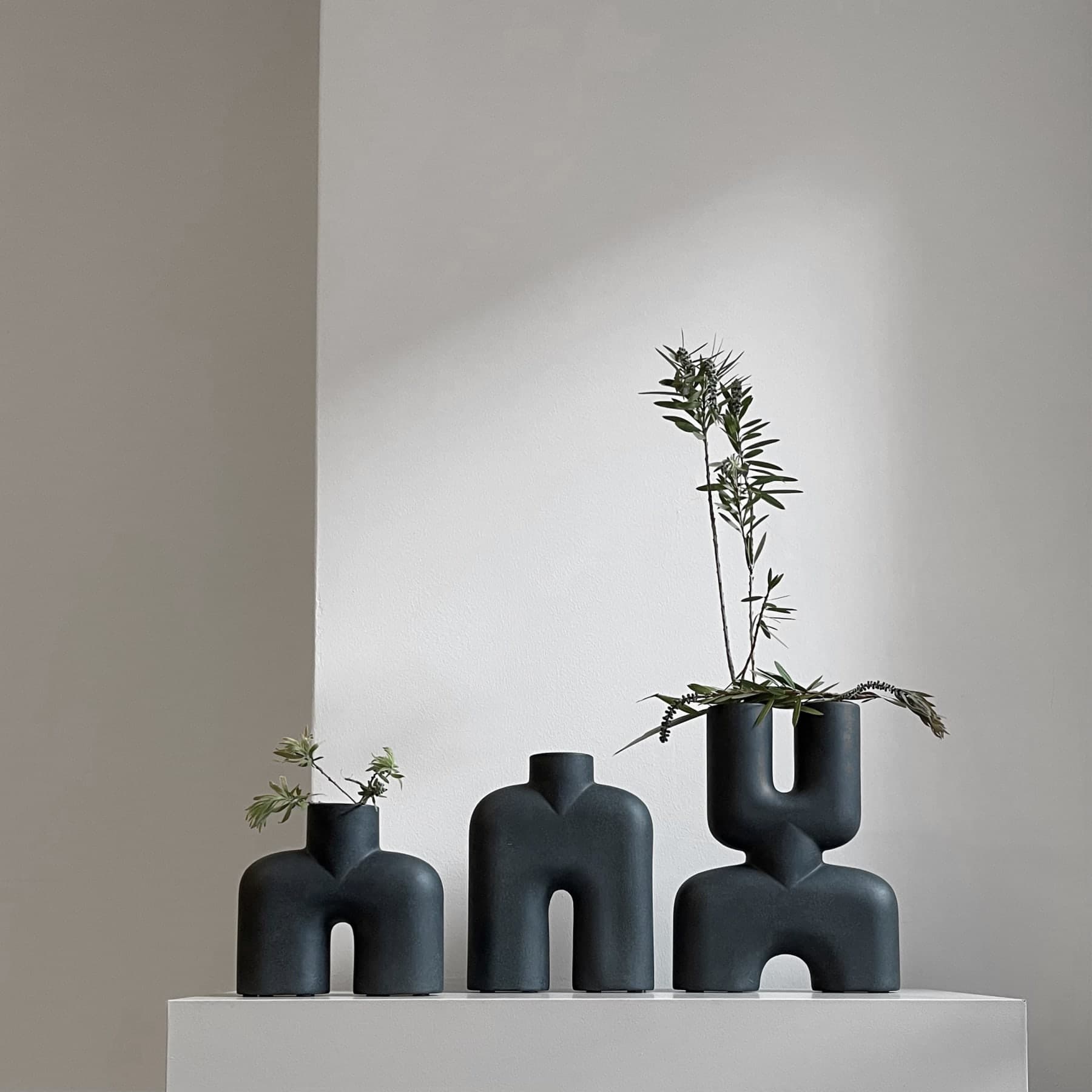 Cobra Tall Hohe Vase Schwarz Mini