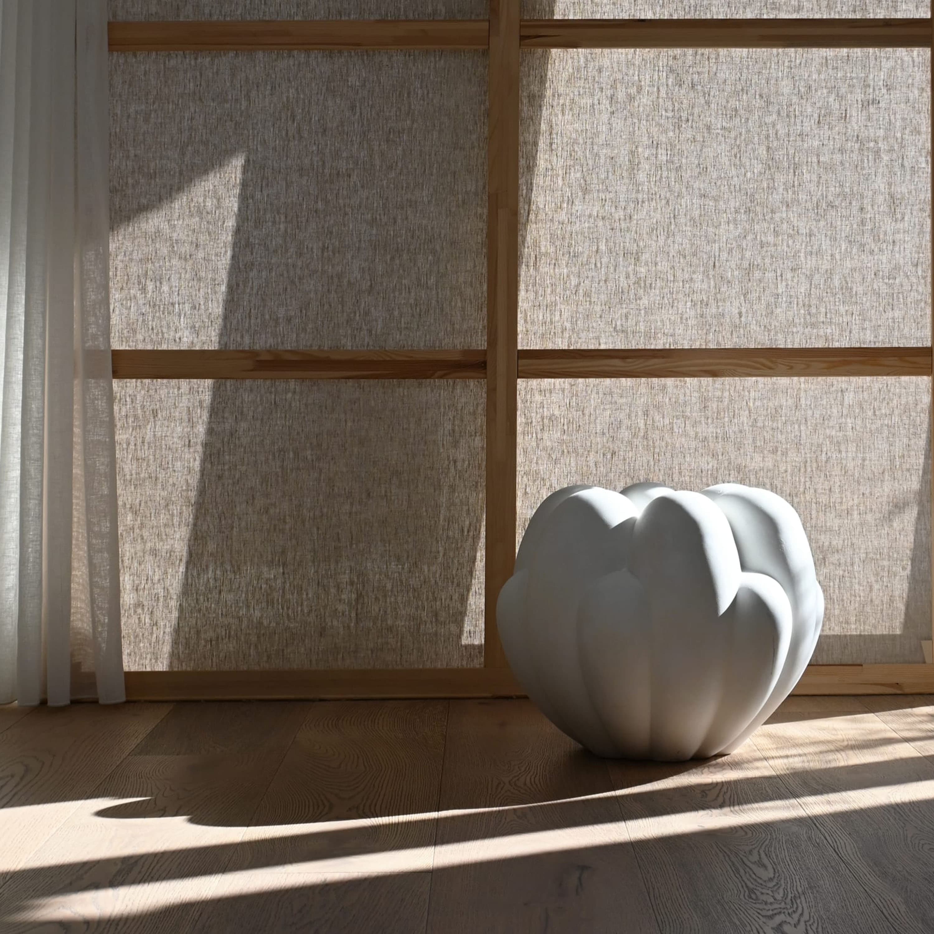 Bloom Vase Chocolate Brown Petit