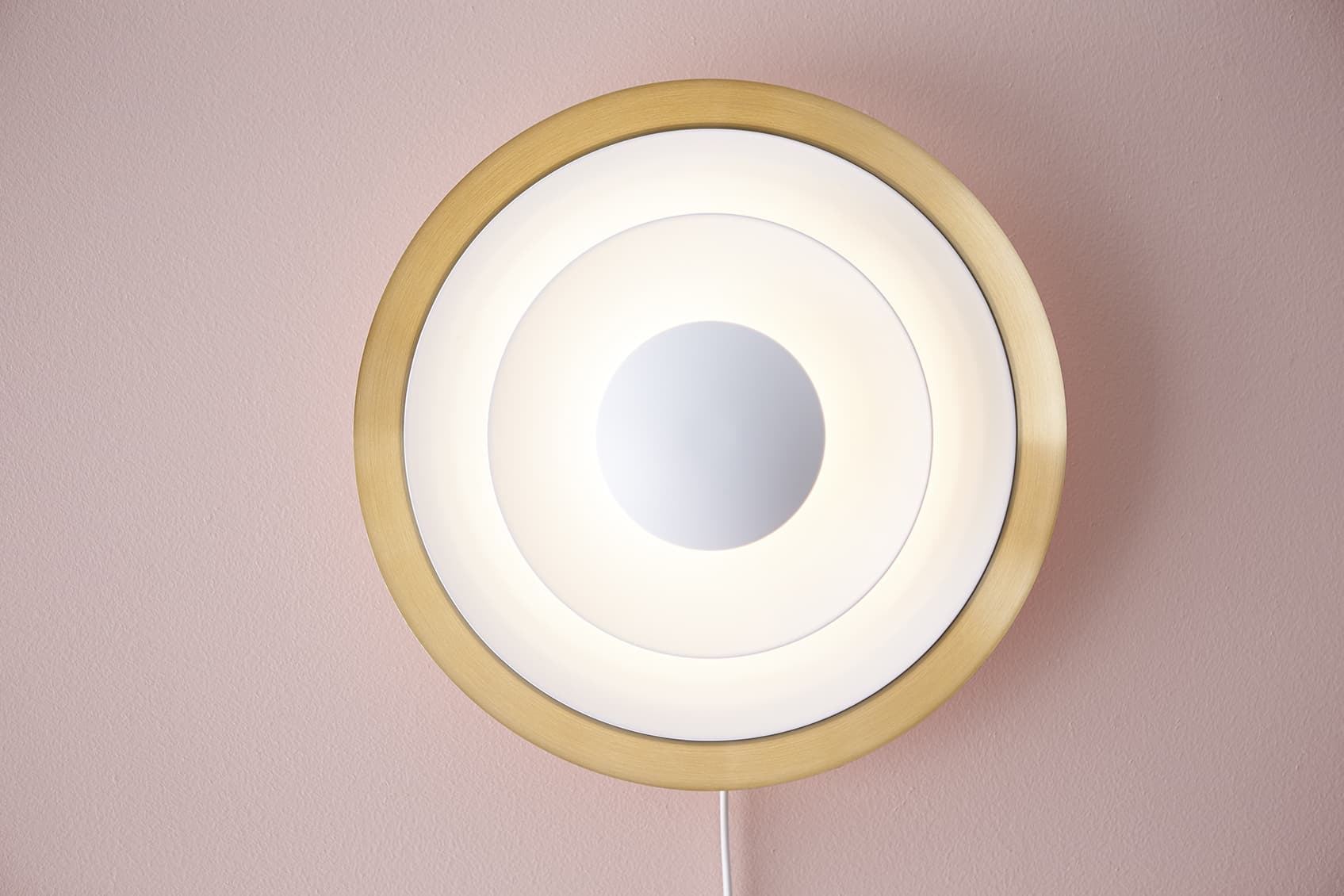 Diablo LED Wandleuchte Messing Ø30