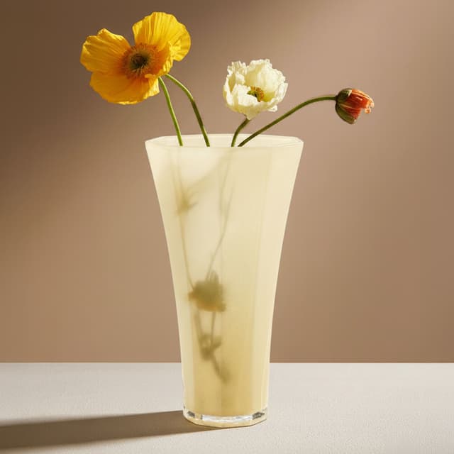 Liliane Vase Butter Yellow 28 cm