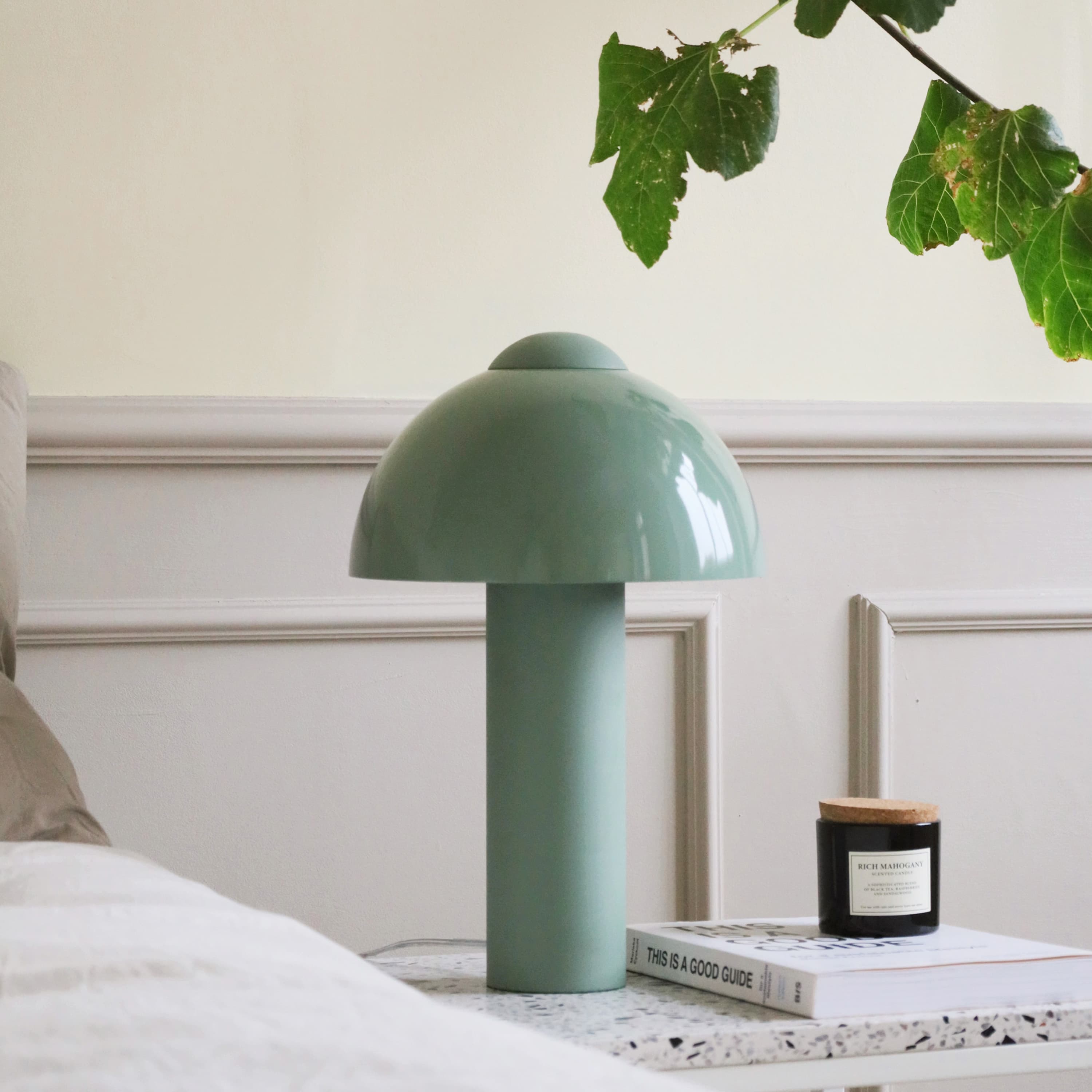 Buddy Table Lamp Green 23 cm
