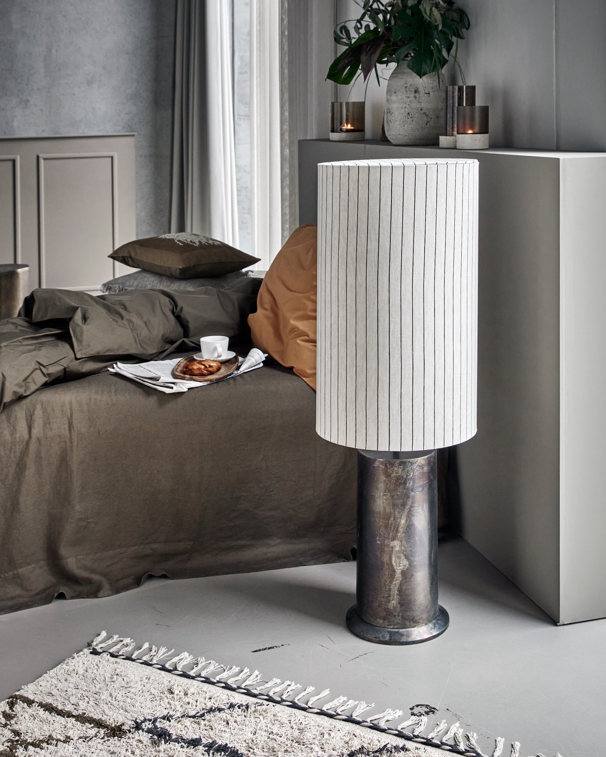 Rafi Shade Stehlampe Antik Braun/Off-White