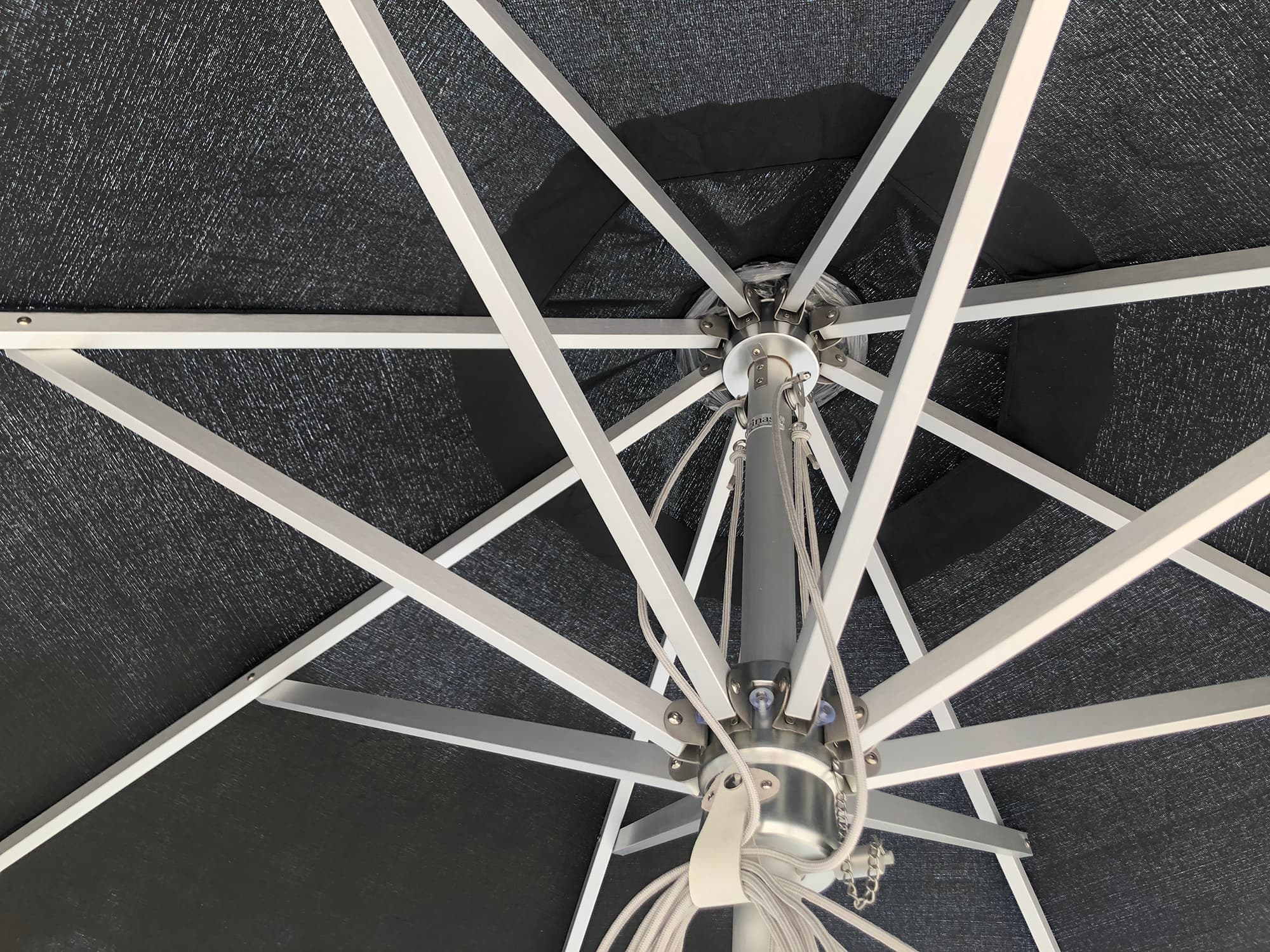 Antibes Parasol Black/Alu Ø330