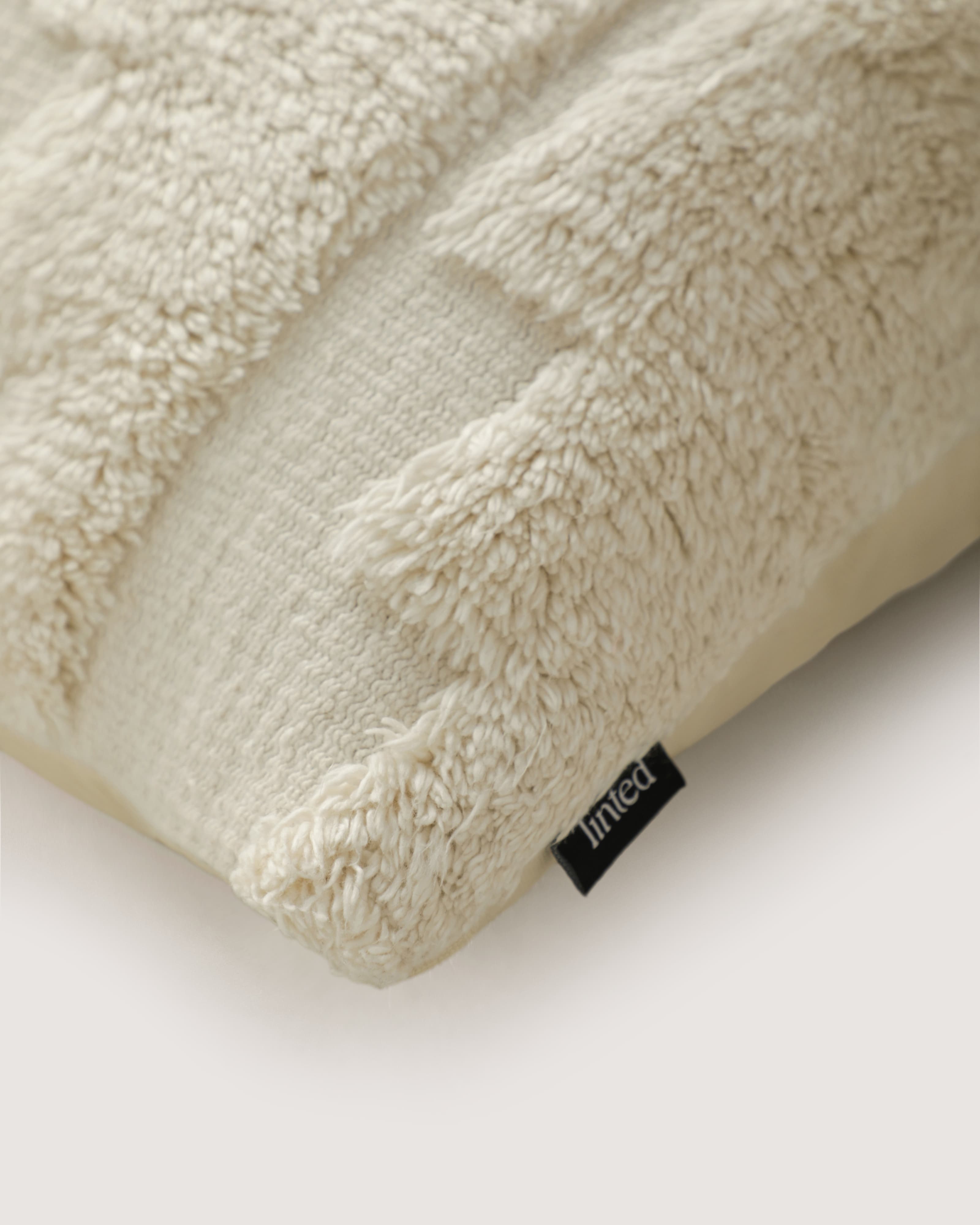 Keller Zierkissen Offwhite 50x50