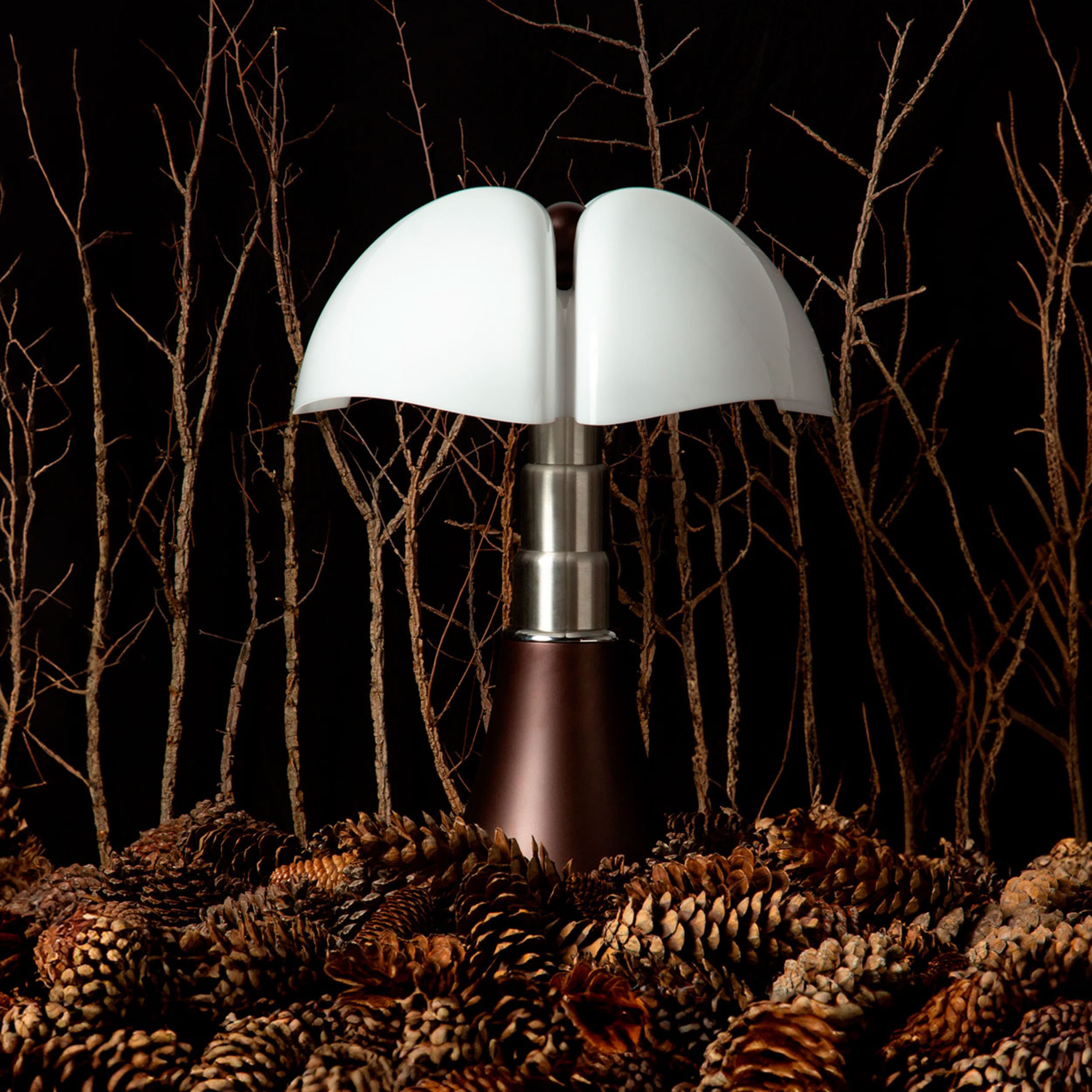 Pipistrello Tischlampe LED Dunkelbraun