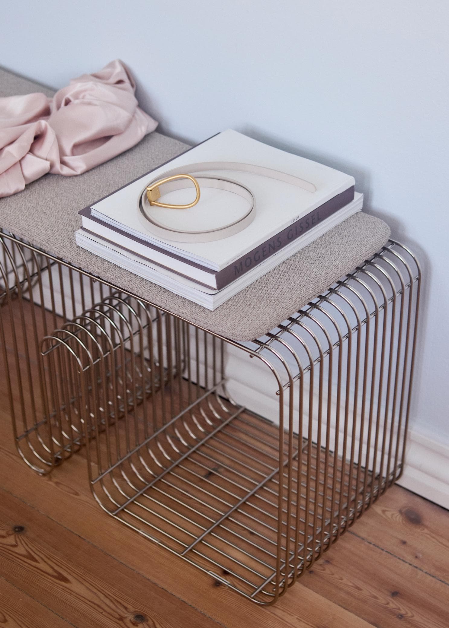 Curva Bänk Silber 100cm