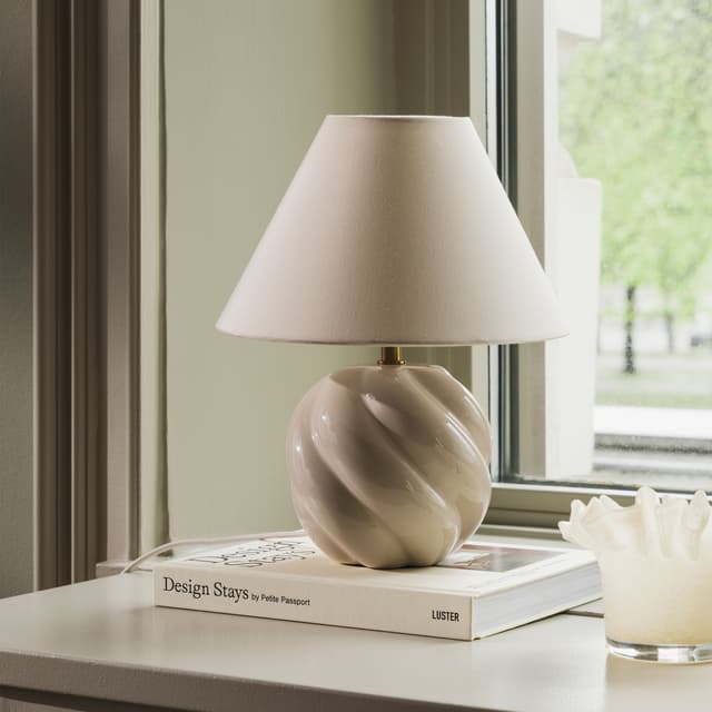 Dahlia Table Lamp Beige 24cm
