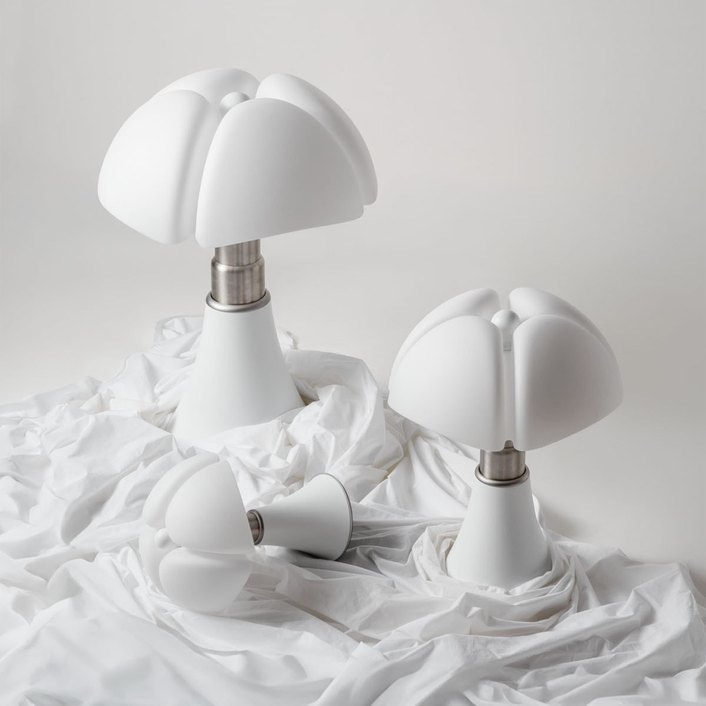 Pipistrello Medio Tischlampe Dimmbar LED Mattweiß