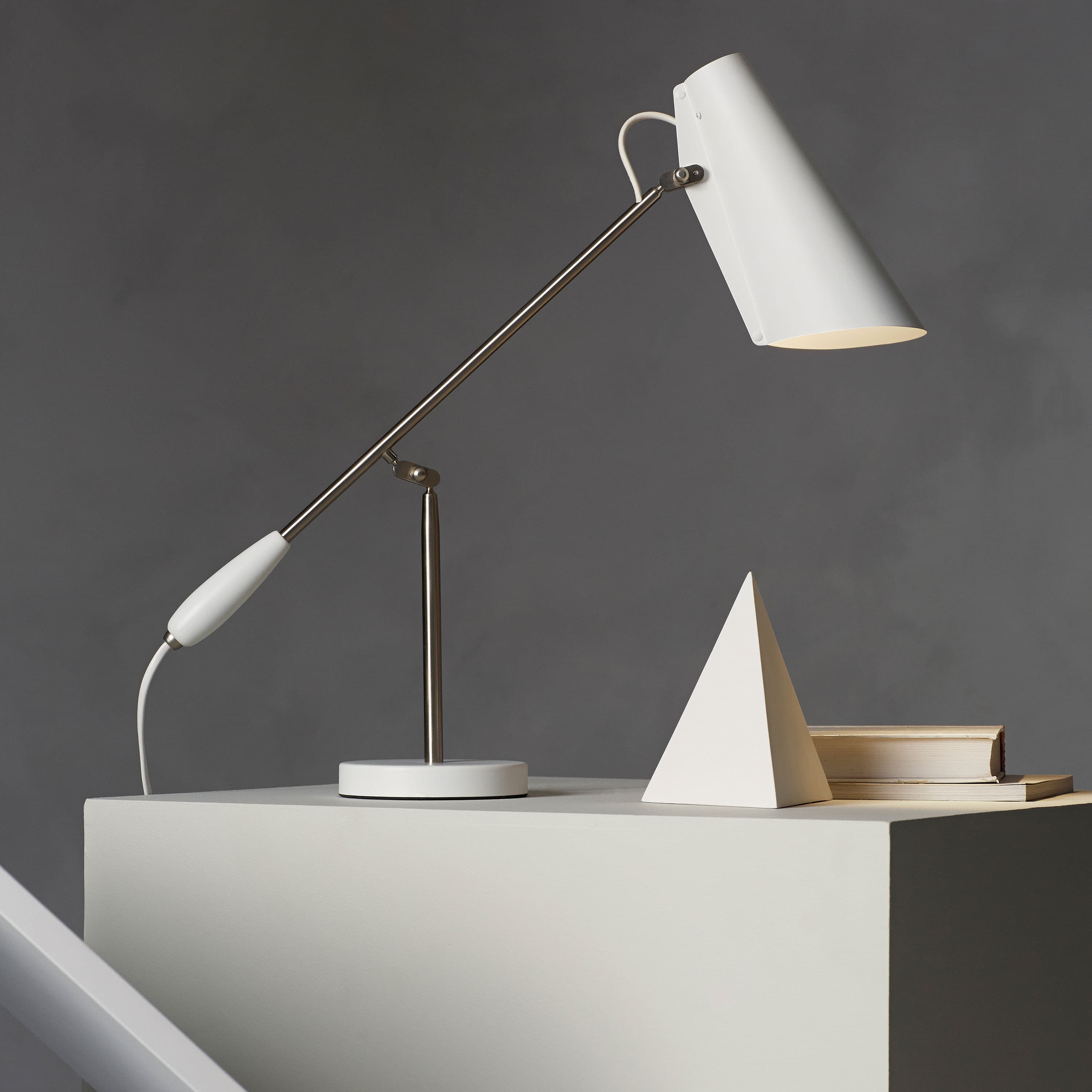 Birdy Table Lamp White/Steel