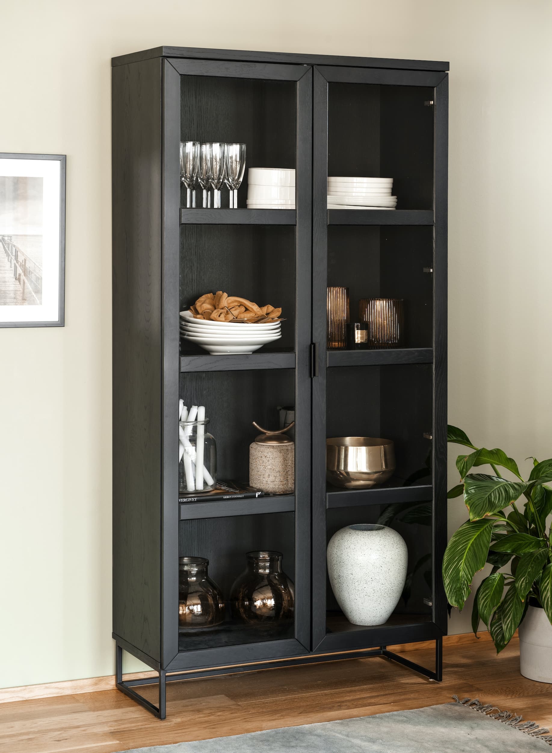 Everett Vitrinenschrank Schwarz 195 cm