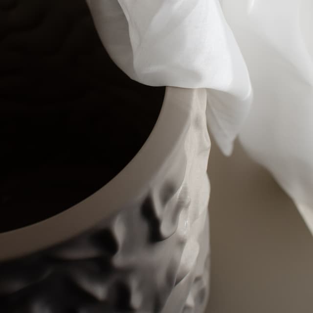 Swoon Pot Mole Small
