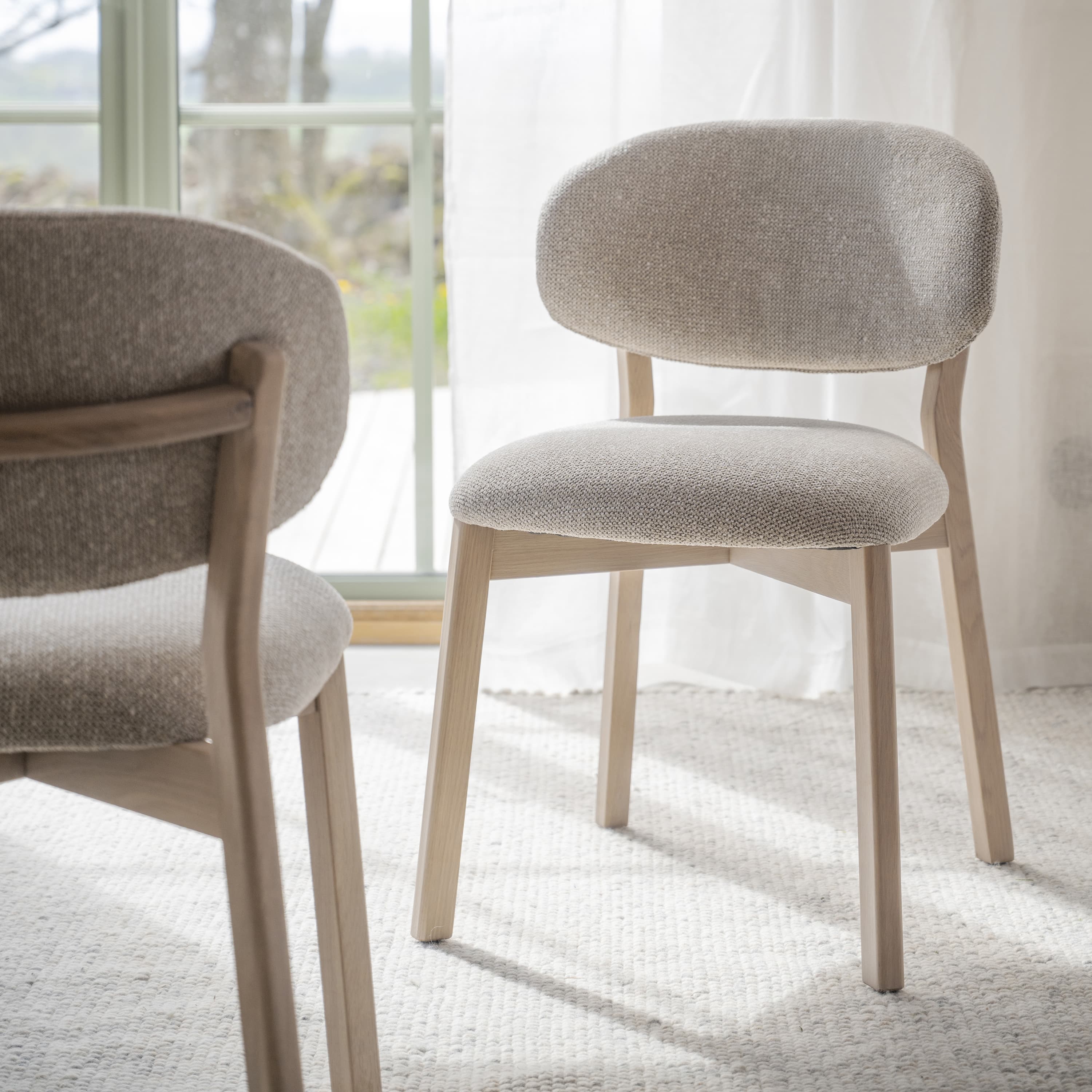 Patterson Matstol Beige/Vitpigmenterad Ek