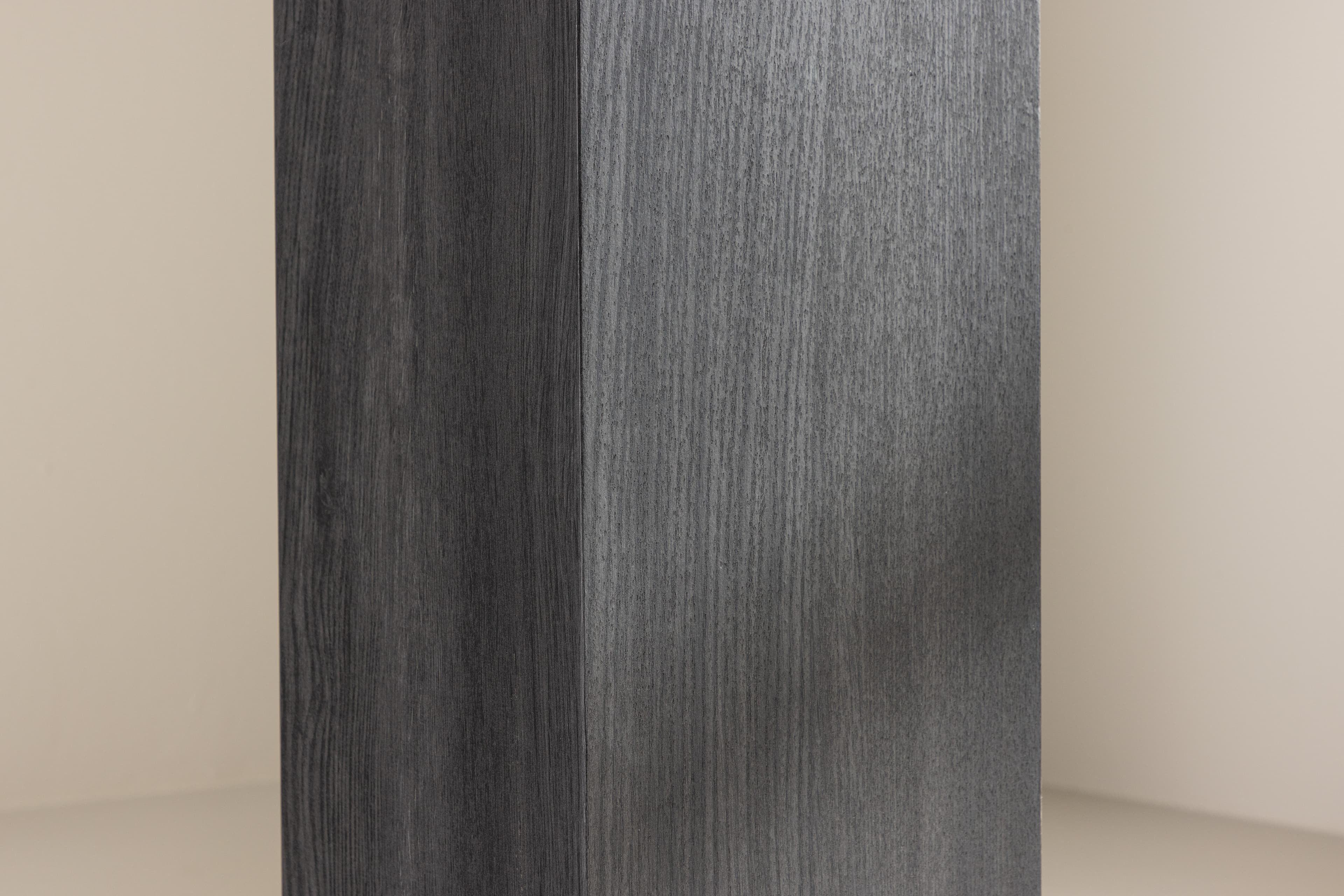 Ramsvik Podest Schwarz 95cm